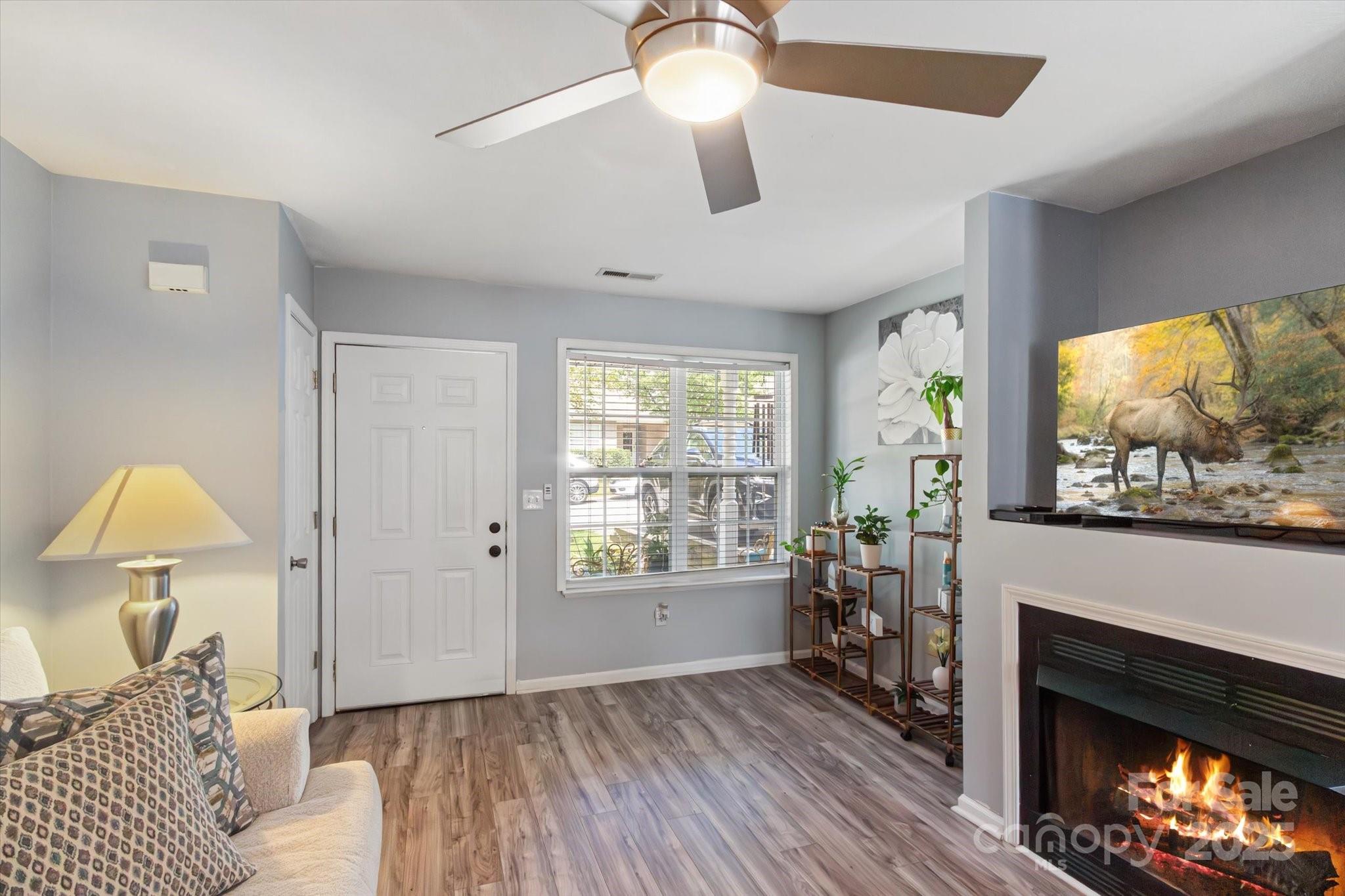 429 Wiltshire Circle