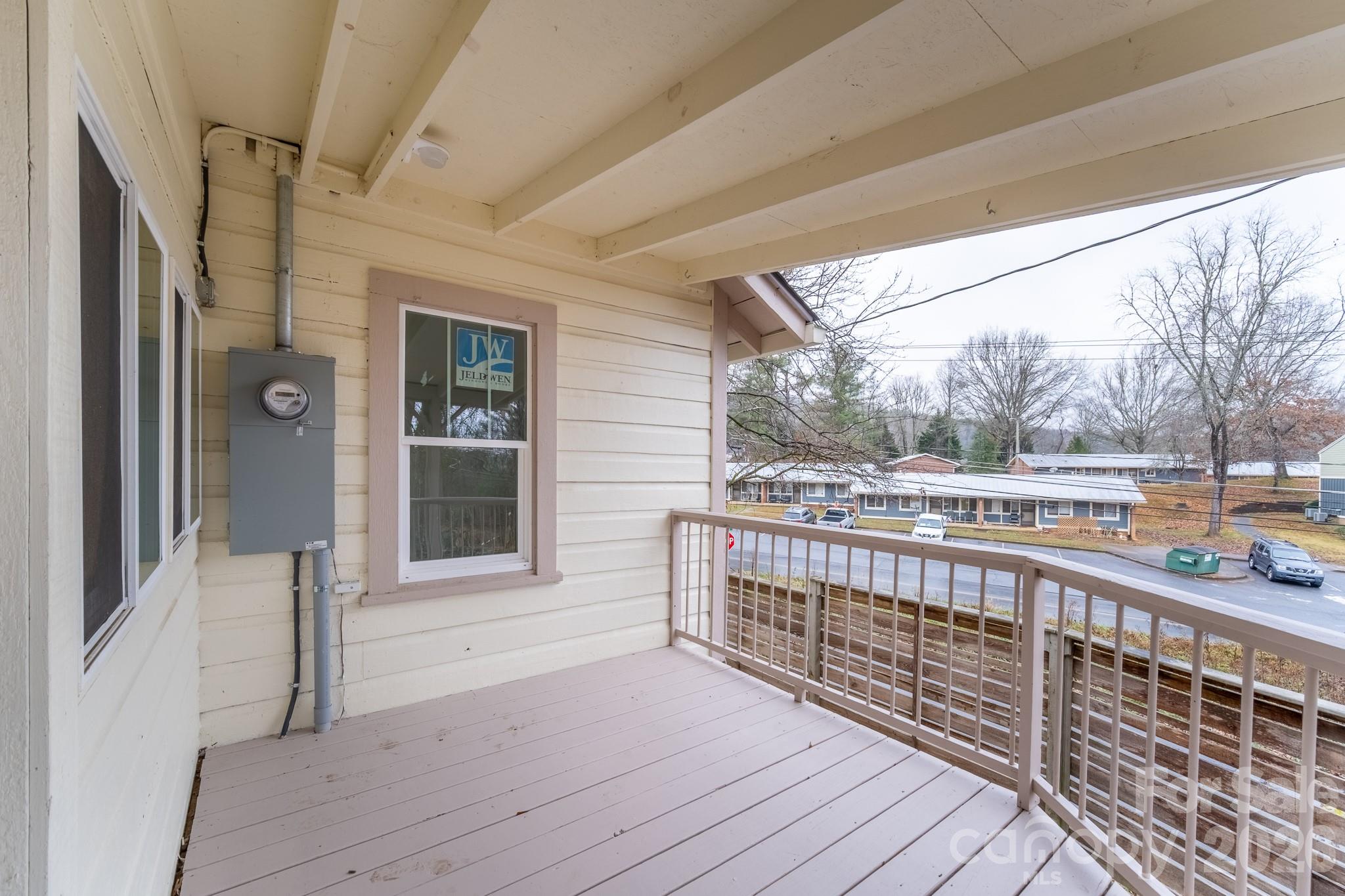 Estabrook - Residential