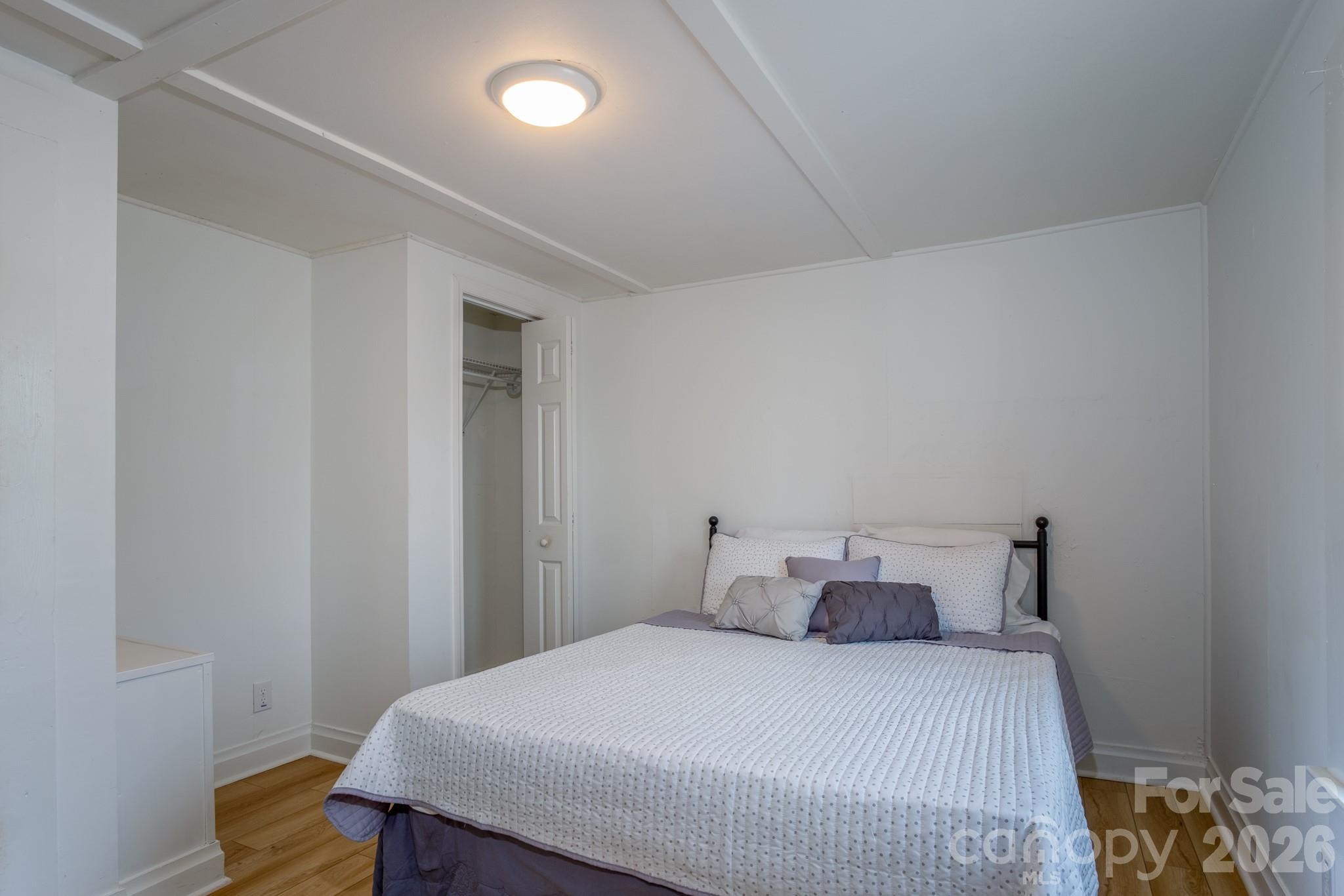 Estabrook - Residential