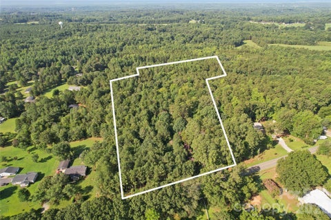 Photo of 10505 Earnhardt Lake Road, Davidson, NC 28036 (MLS # 4413093)