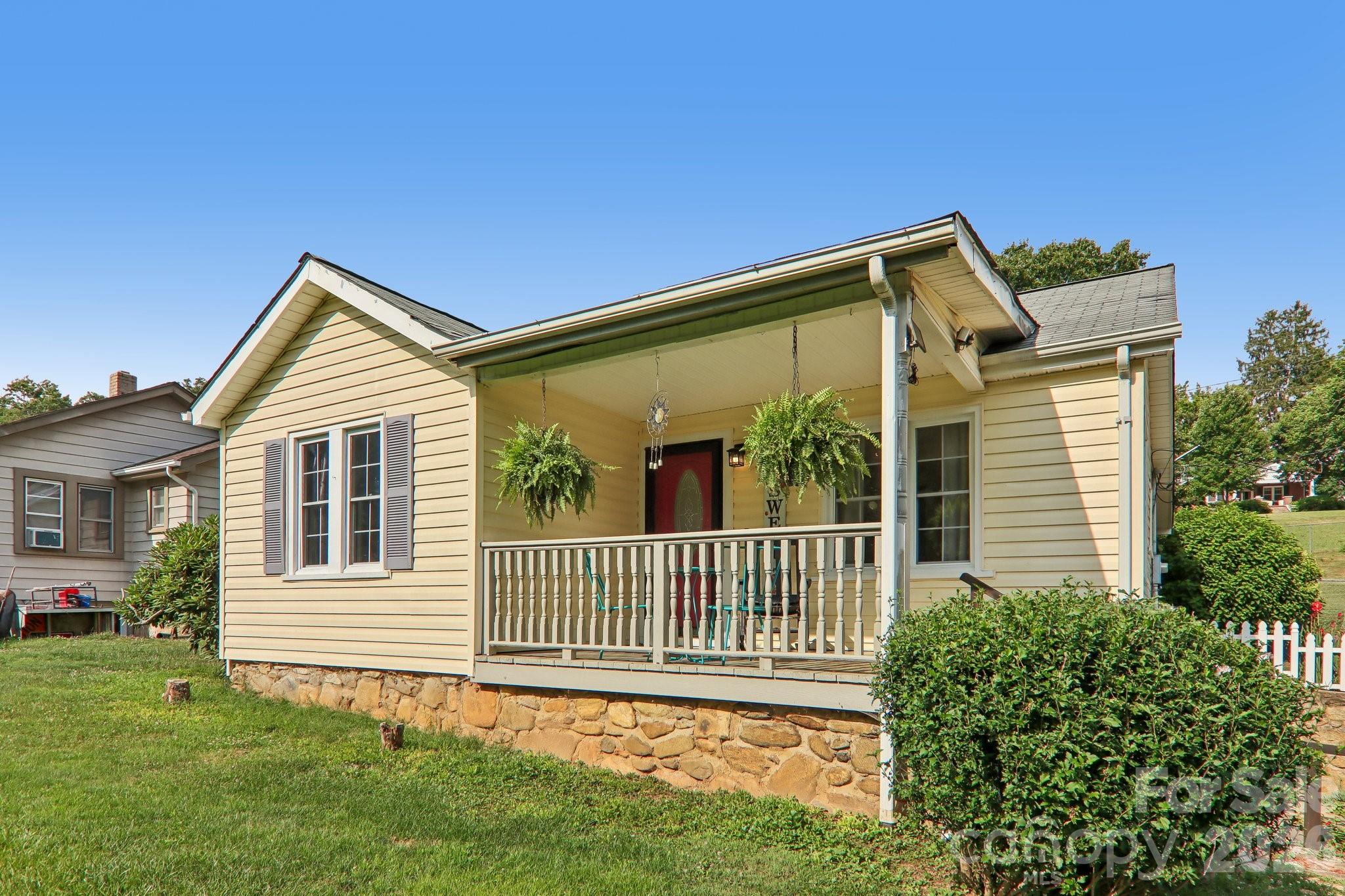 120 Caring Place Loop
