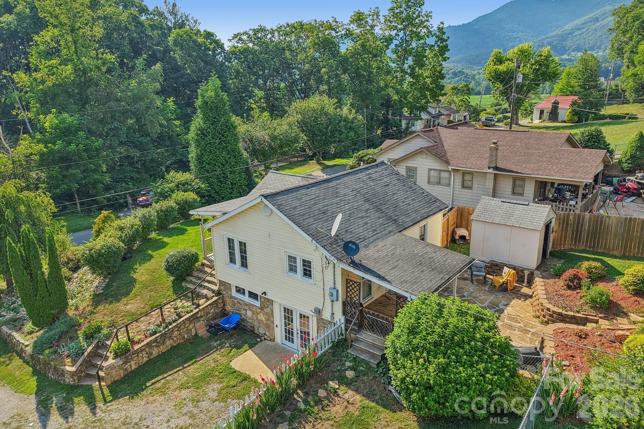 120 Caring Place Loop