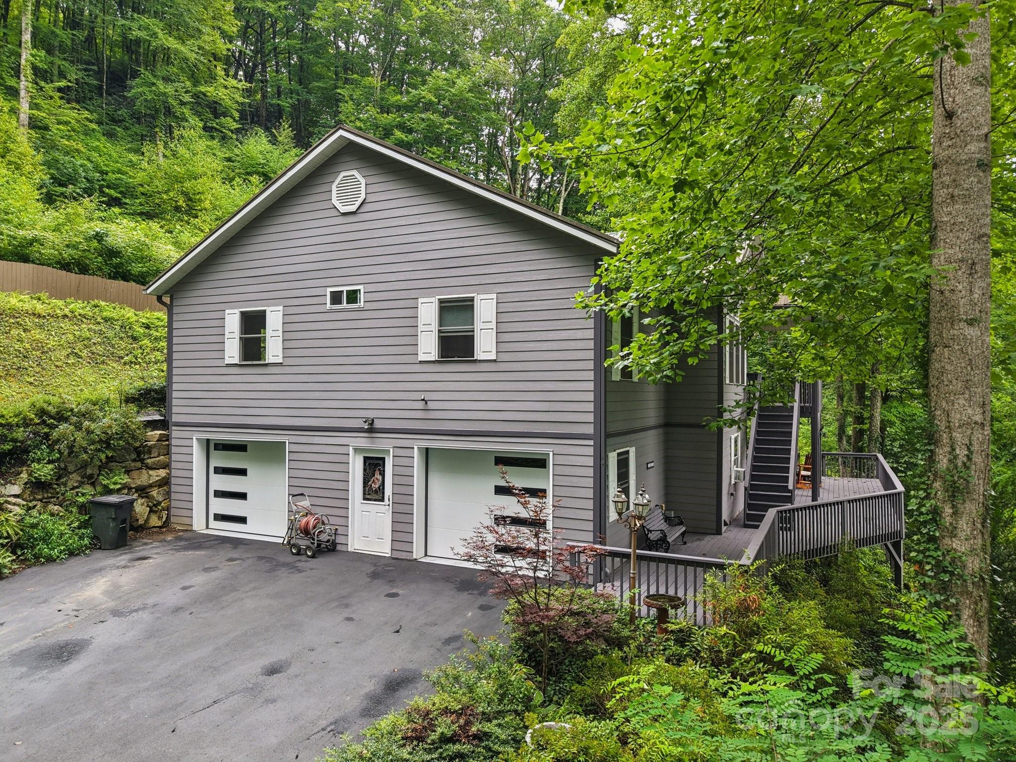 7 Higel Lane