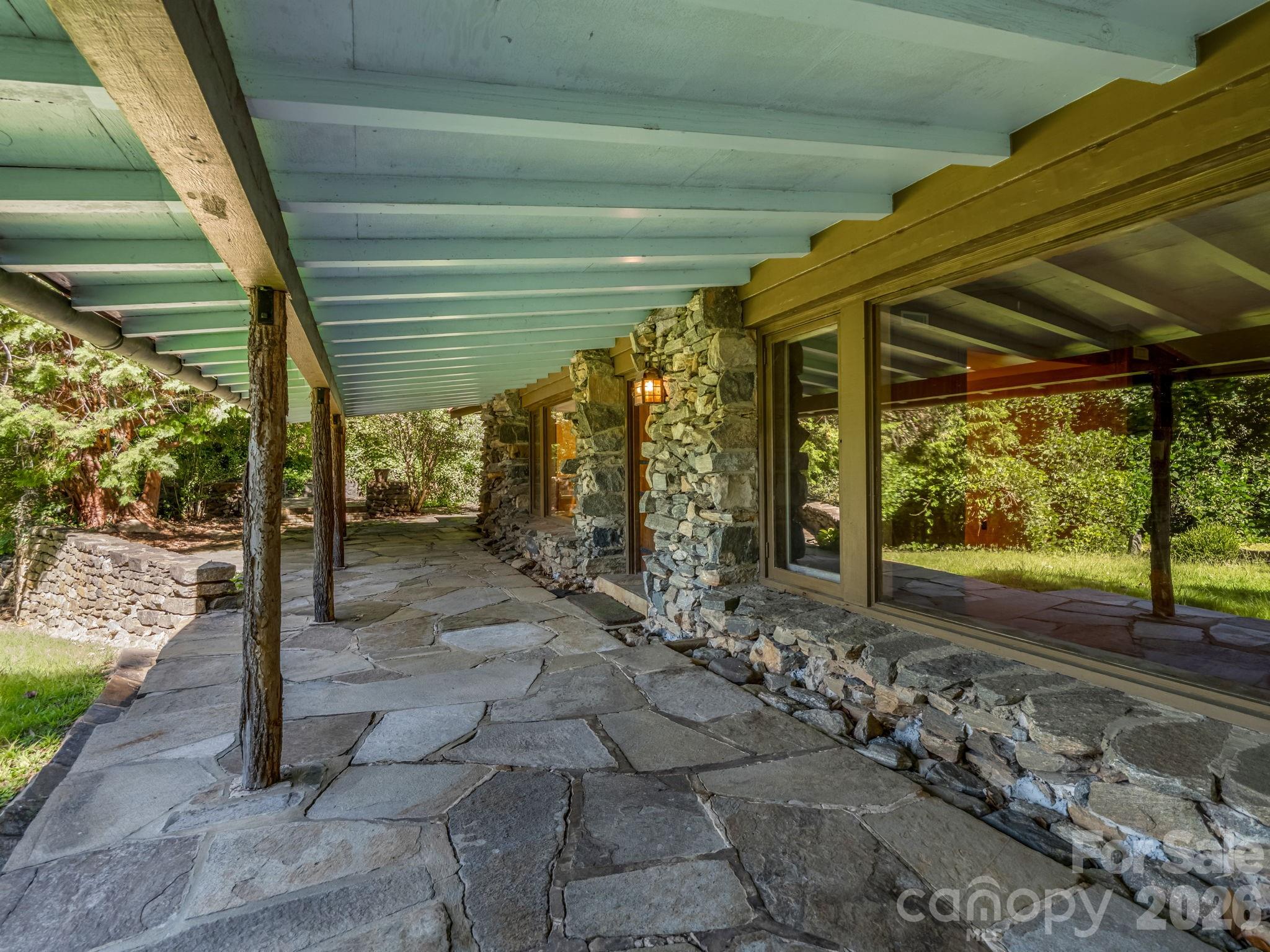 145 Stone Hedge Lane