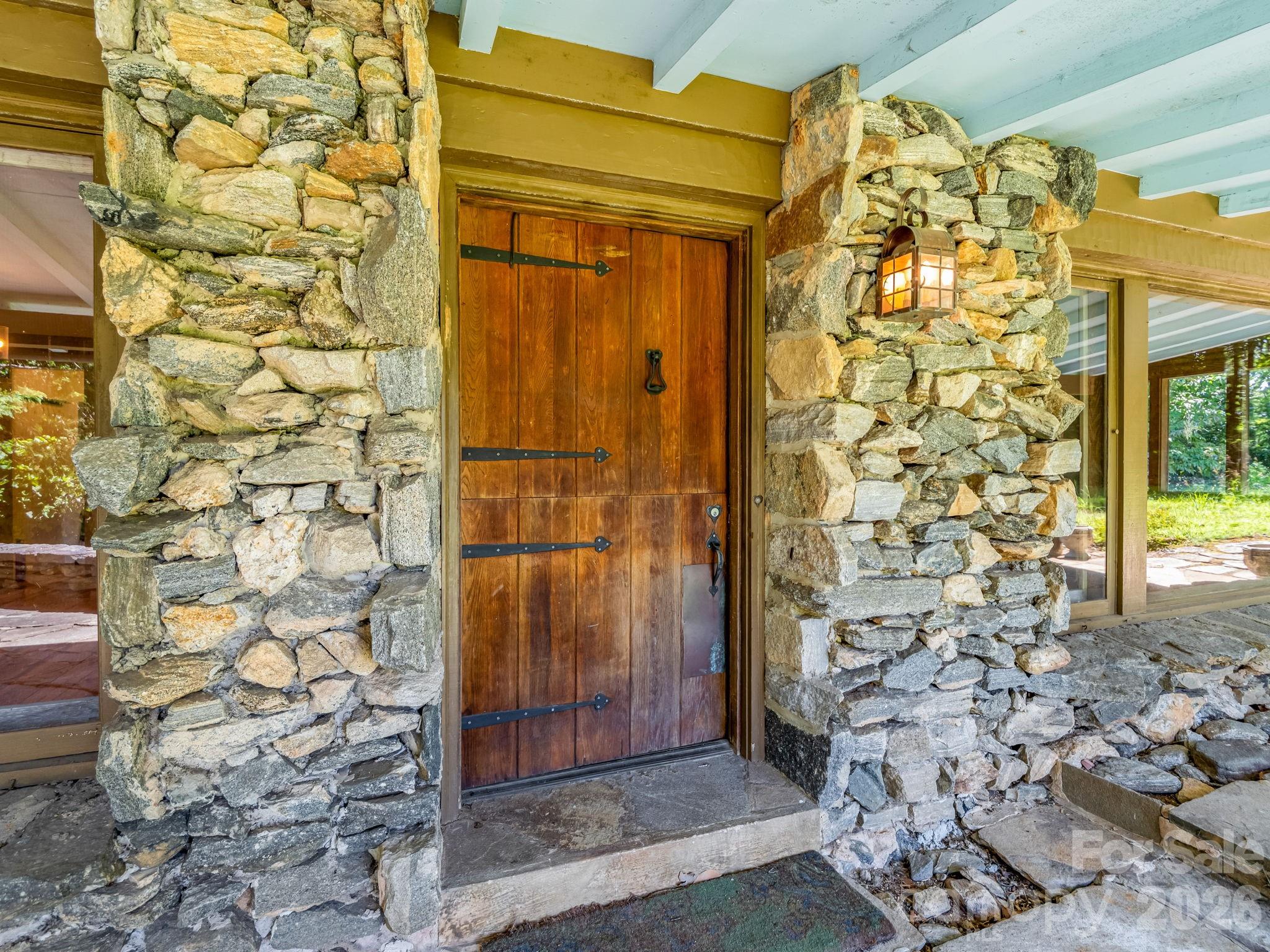145 Stone Hedge Lane