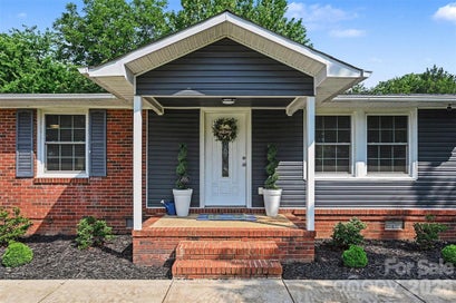 561 Primrose Lane NW Concord NC 28027