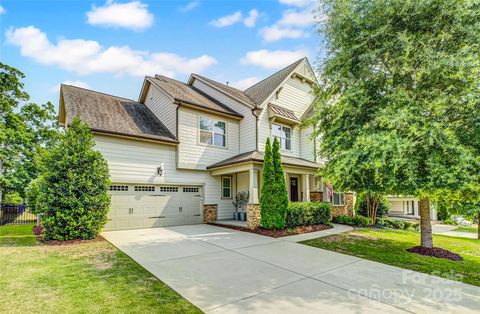Photo of 15344 Cimarron Hills Lane, Charlotte, NC 28278 (MLS # 4264808)
