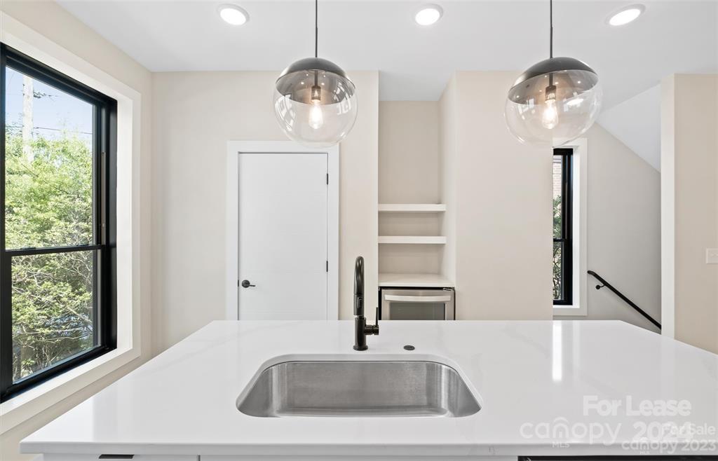 Bronson Square - Residential Lease