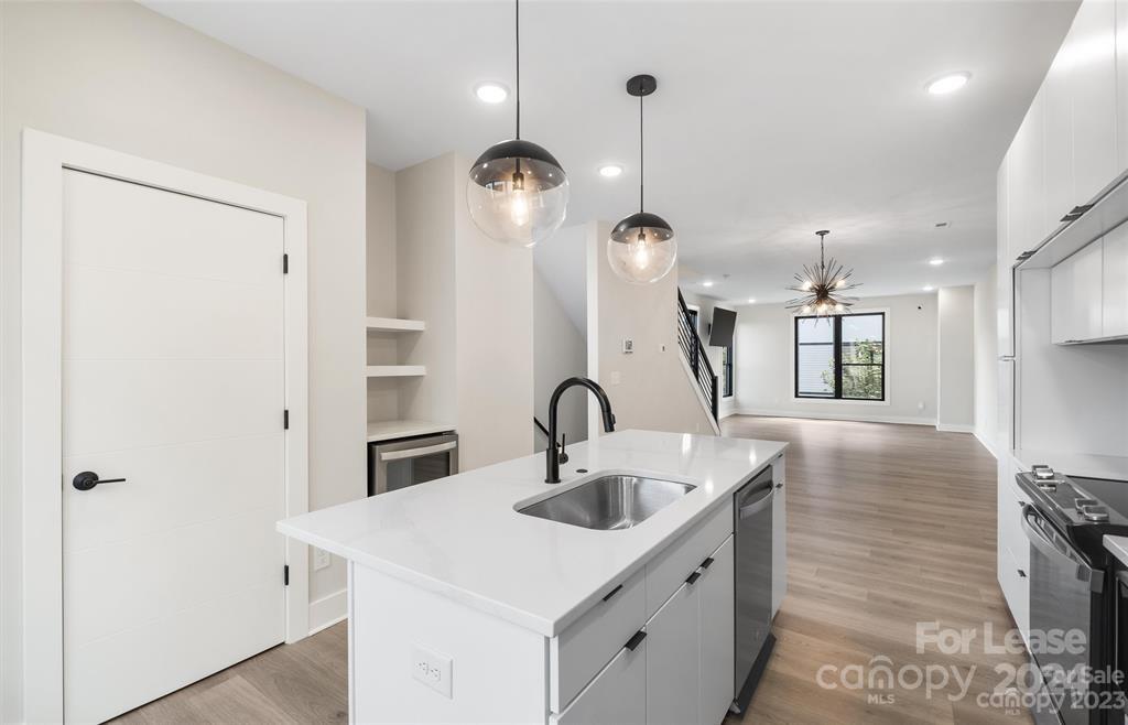 Bronson Square - Residential Lease