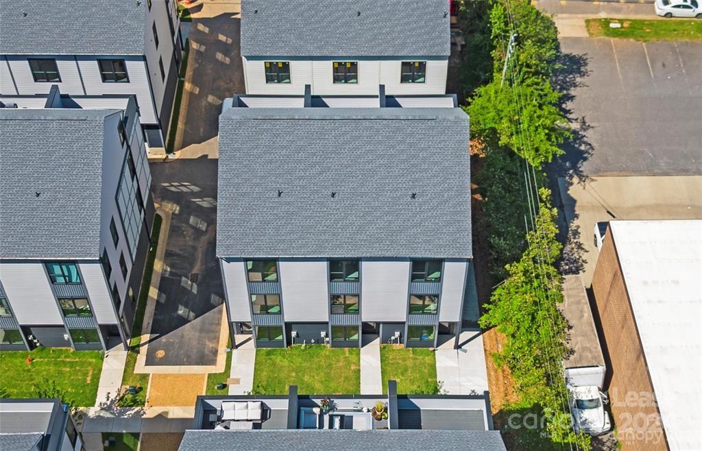 Bronson Square - Residential Lease