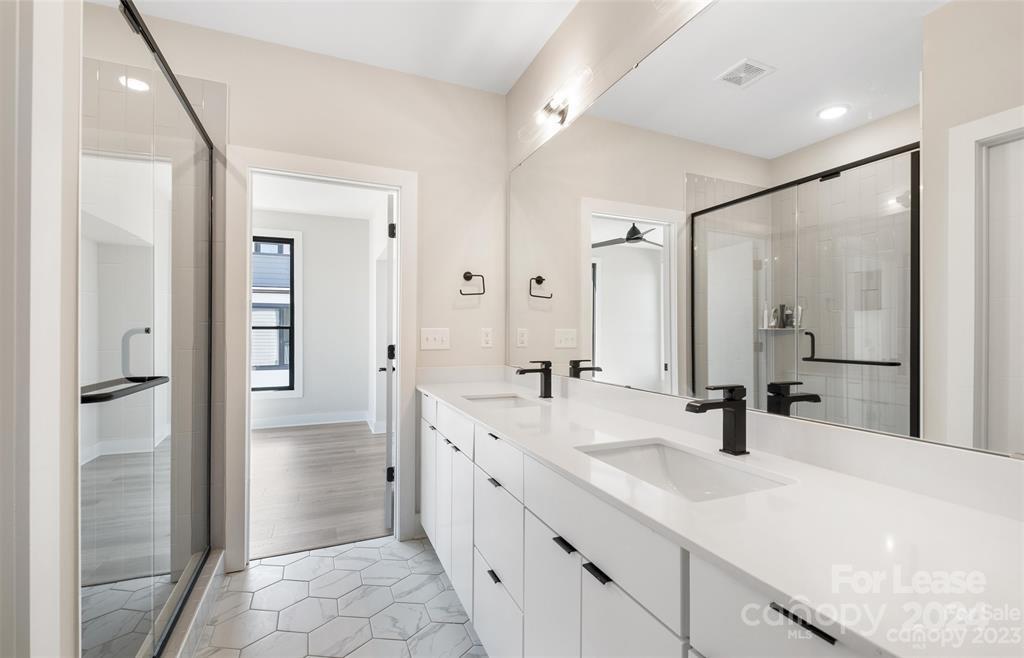 Bronson Square - Residential Lease