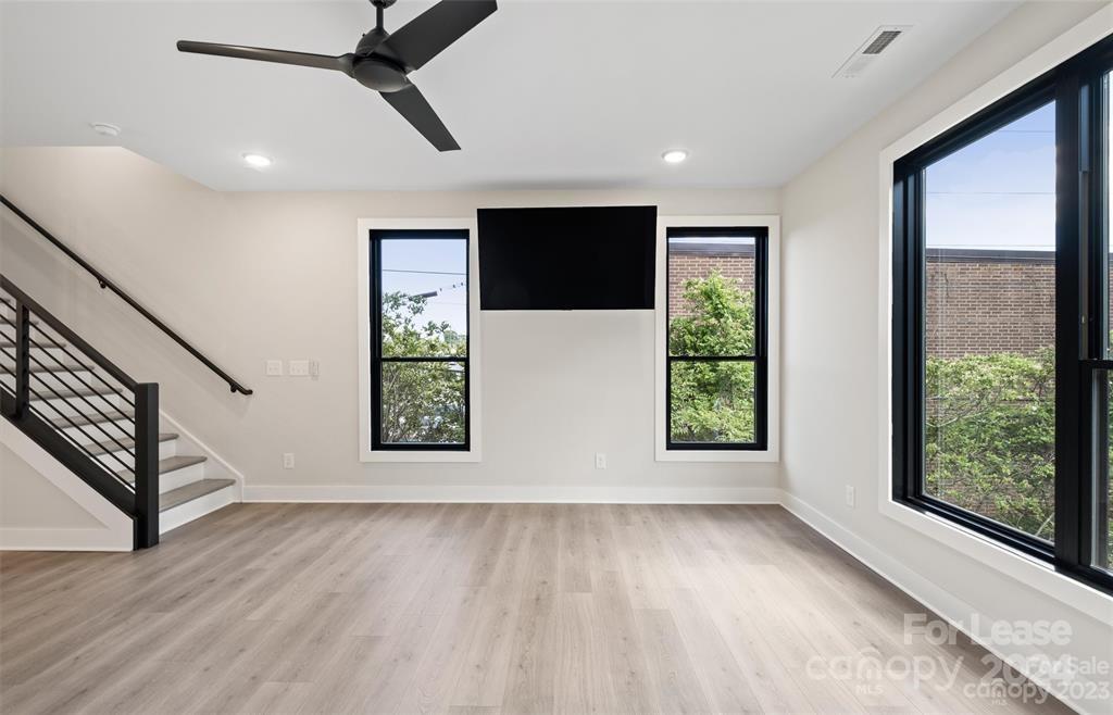 Bronson Square - Residential Lease