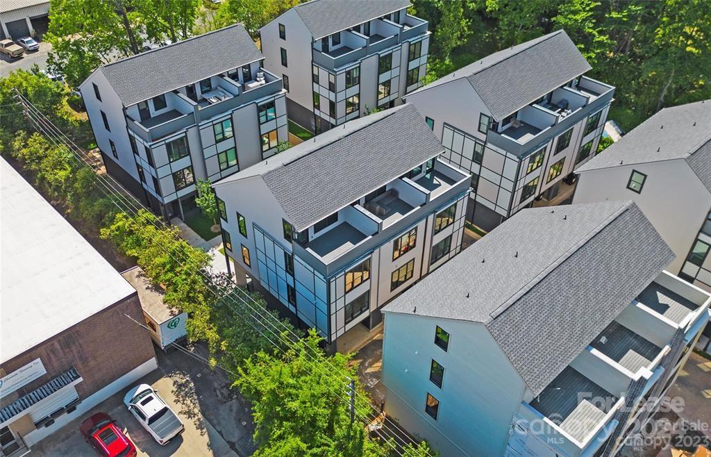 Bronson Square - Residential Lease