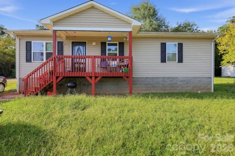 Photo of 1063 Allman Court, Morganton, NC 28655 (MLS # 4431704)