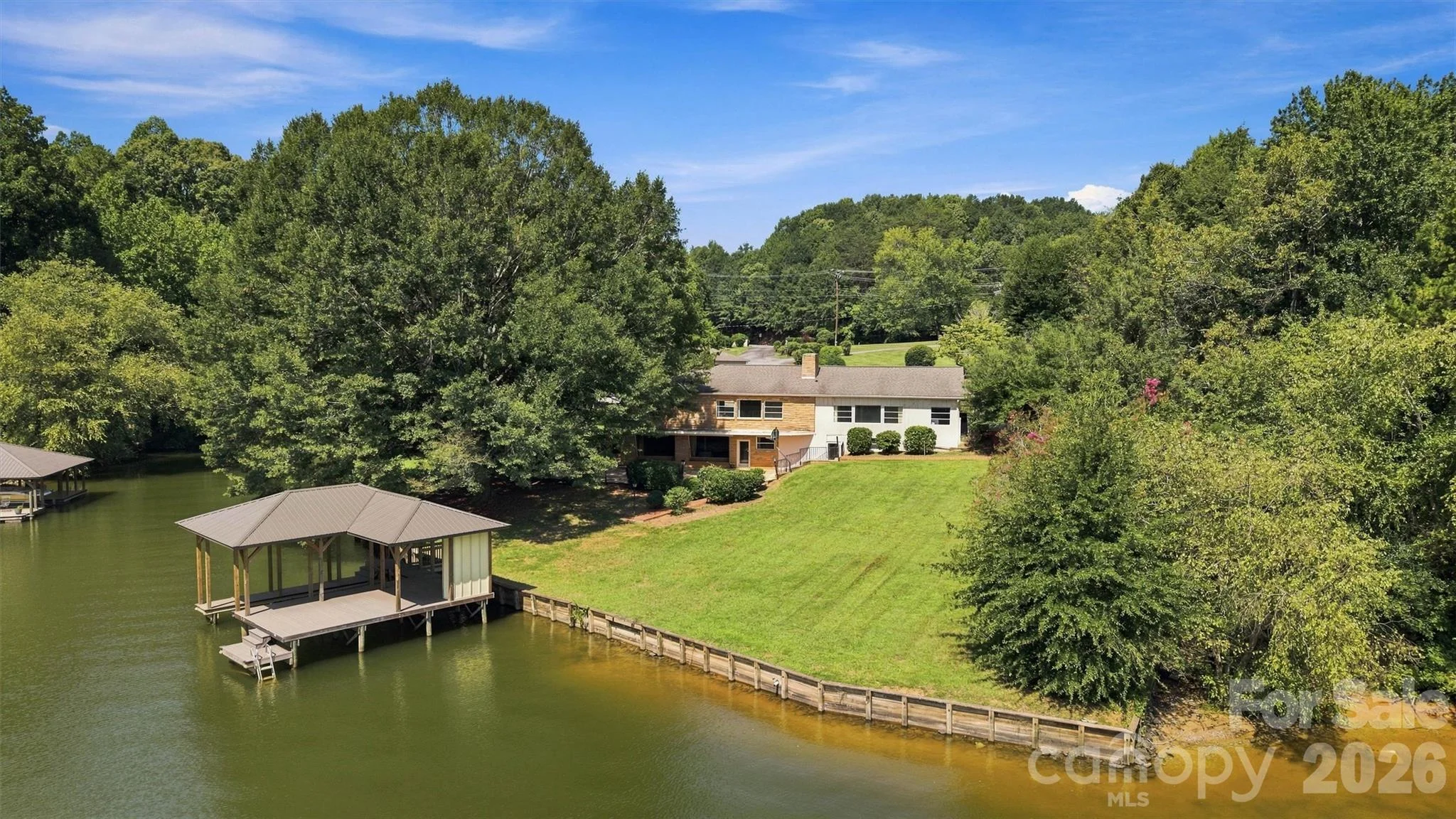 4830 N Center Street, Hickory, NC, 28601