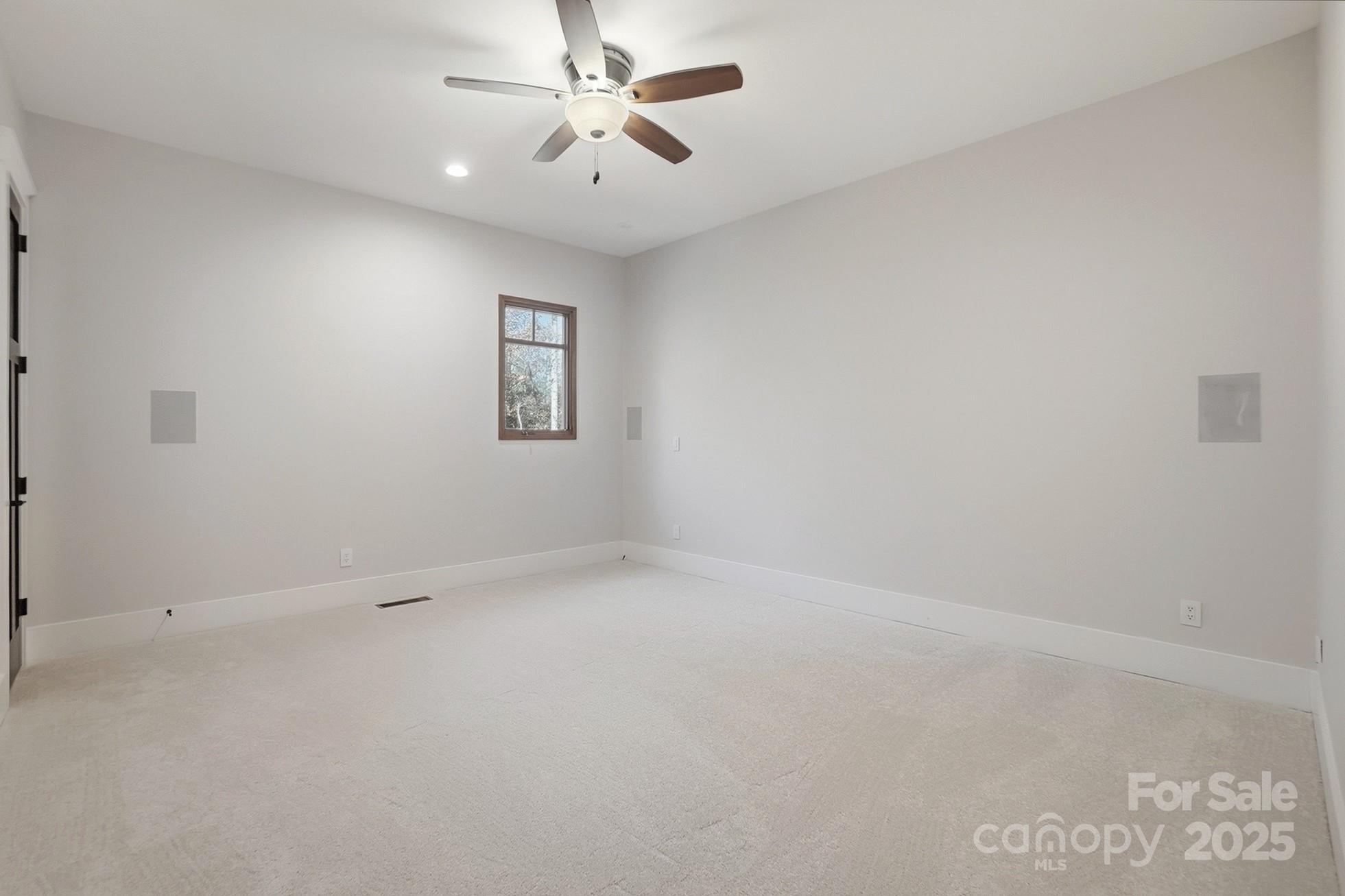 Saratoga Woods - Residential