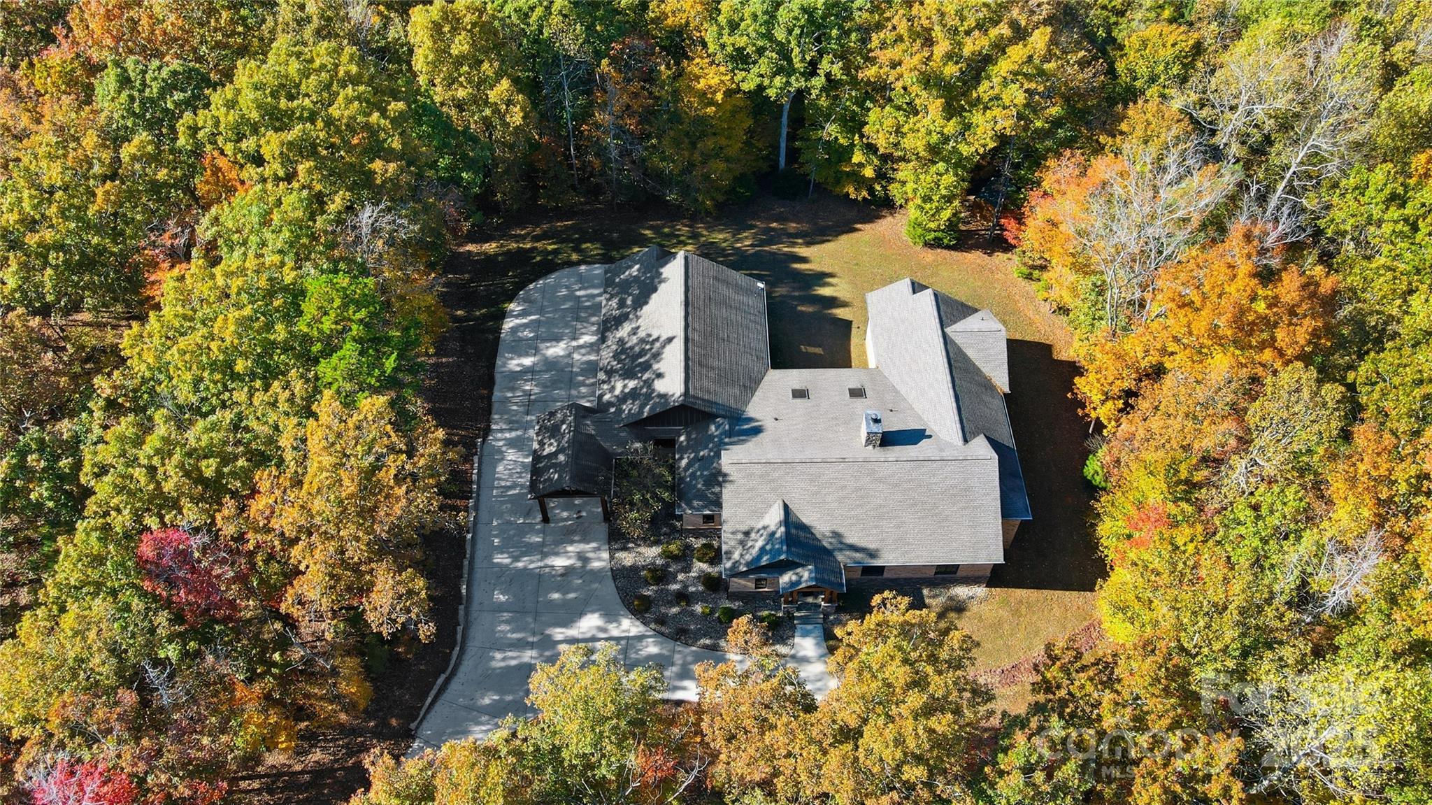 1421 Saratoga Woods Drive