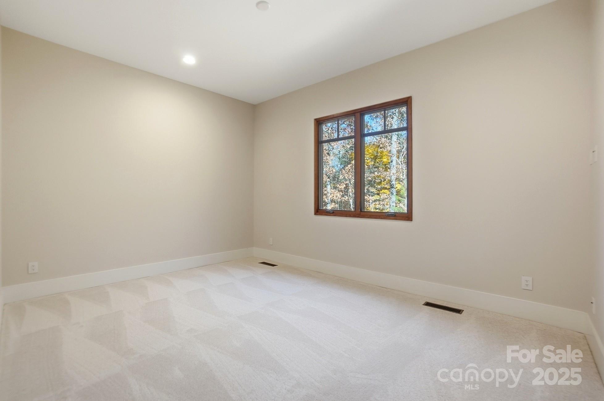 Saratoga Woods - Residential