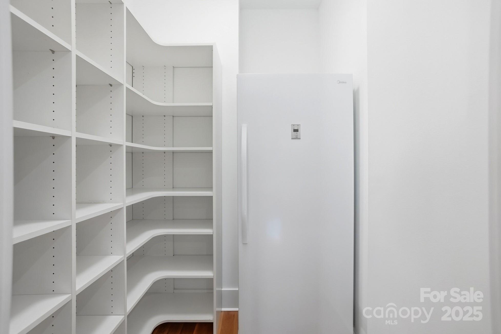 Saratoga Woods - Residential