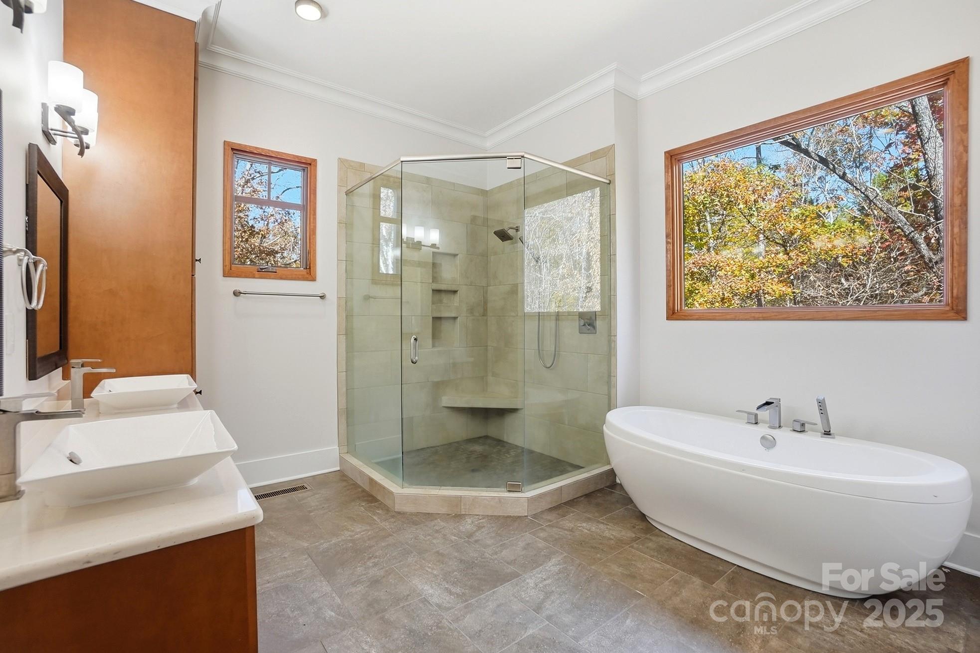 Saratoga Woods - Residential