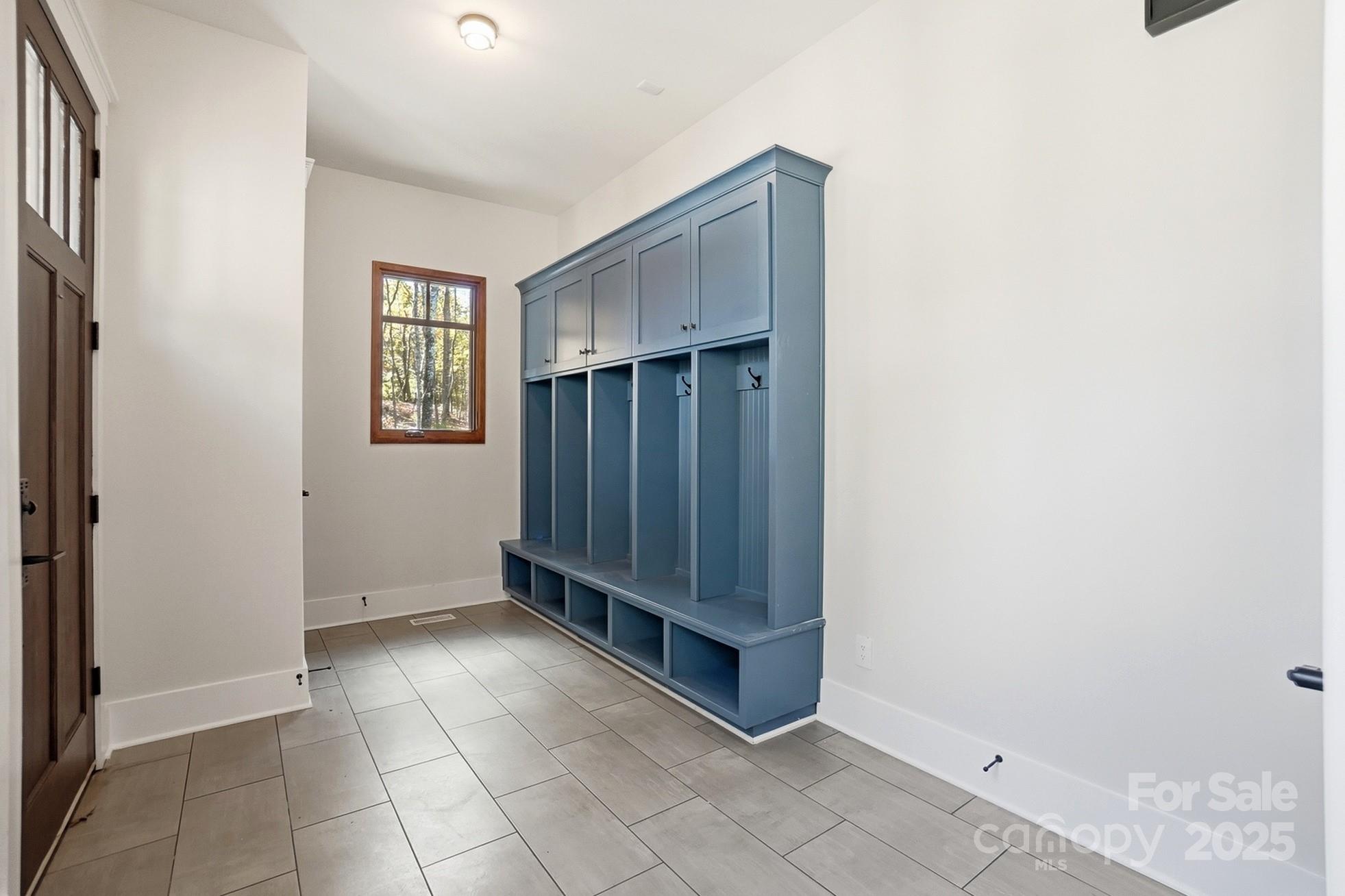 Saratoga Woods - Residential