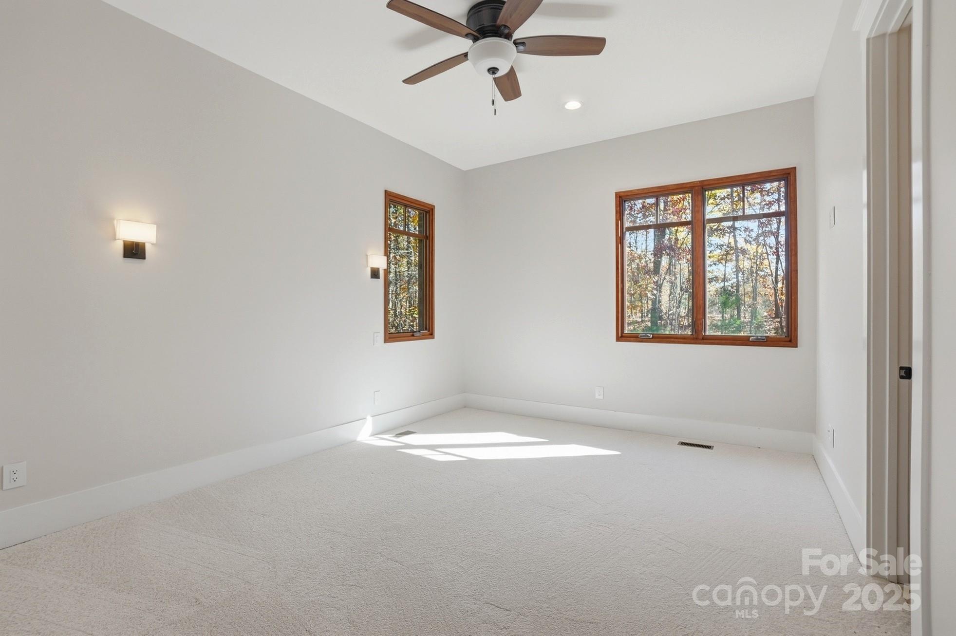 Saratoga Woods - Residential