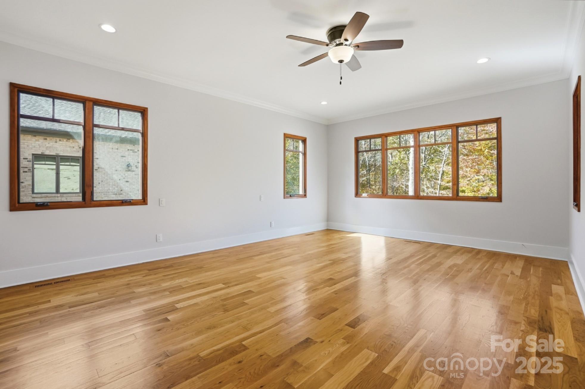 Saratoga Woods - Residential