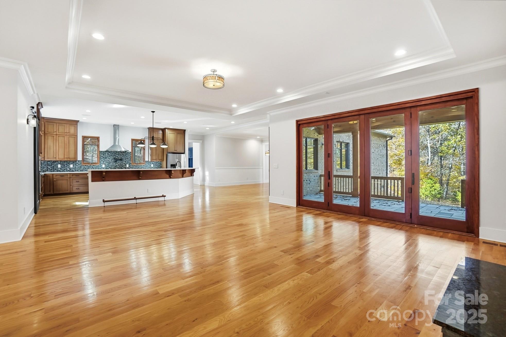 Saratoga Woods - Residential