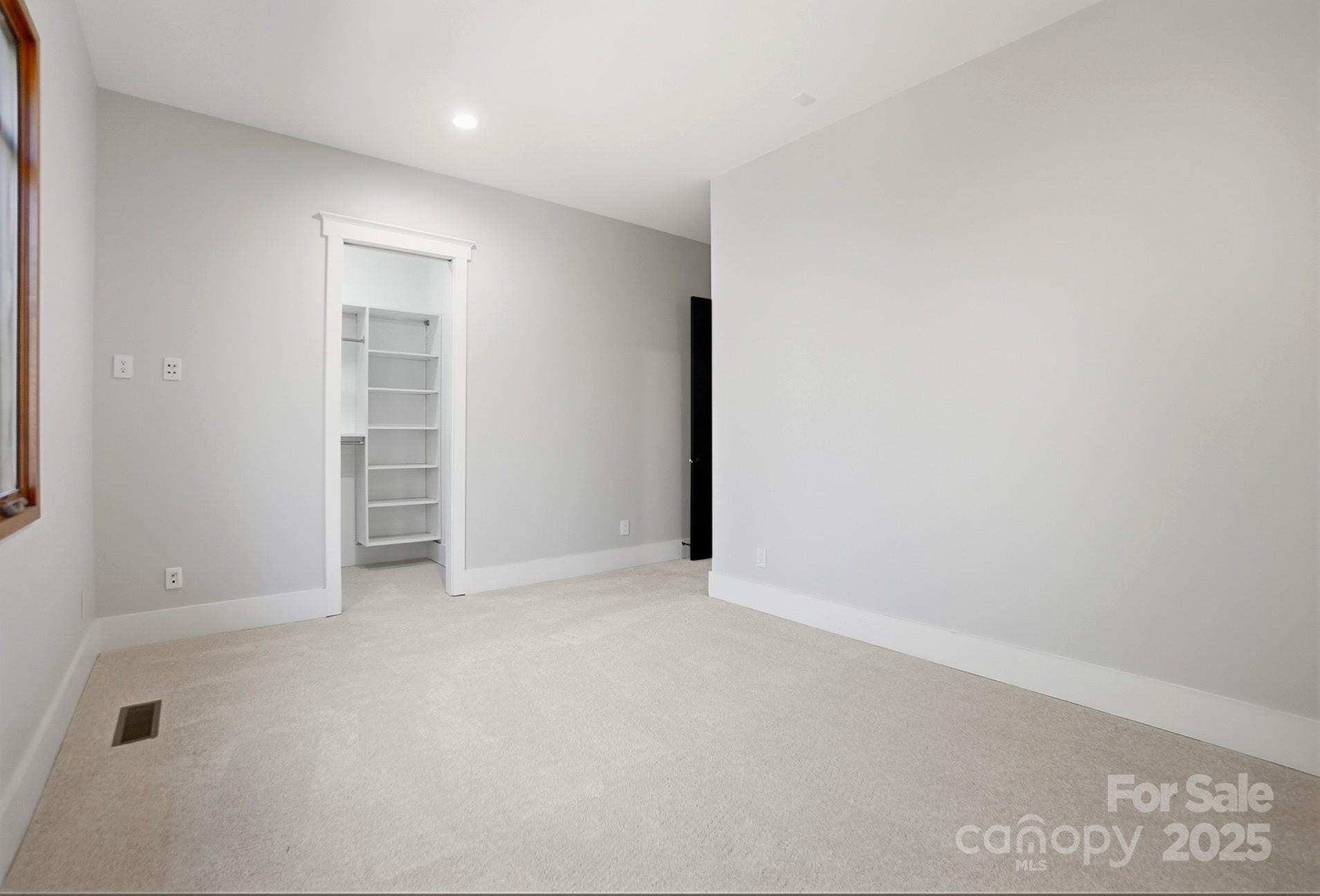 Saratoga Woods - Residential