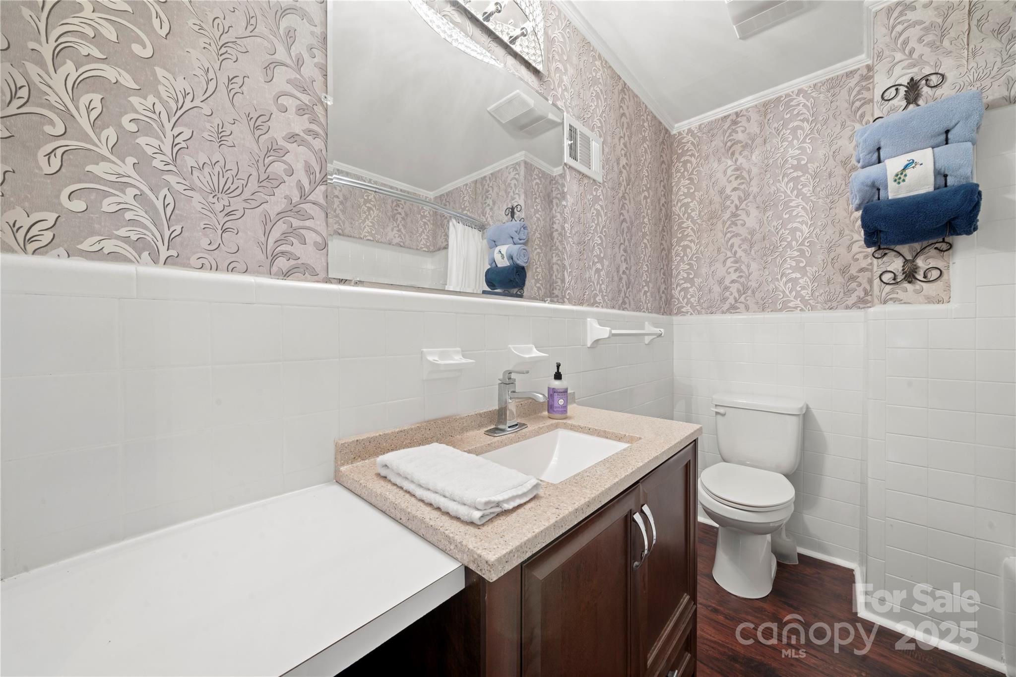 Forest Hills - Residential