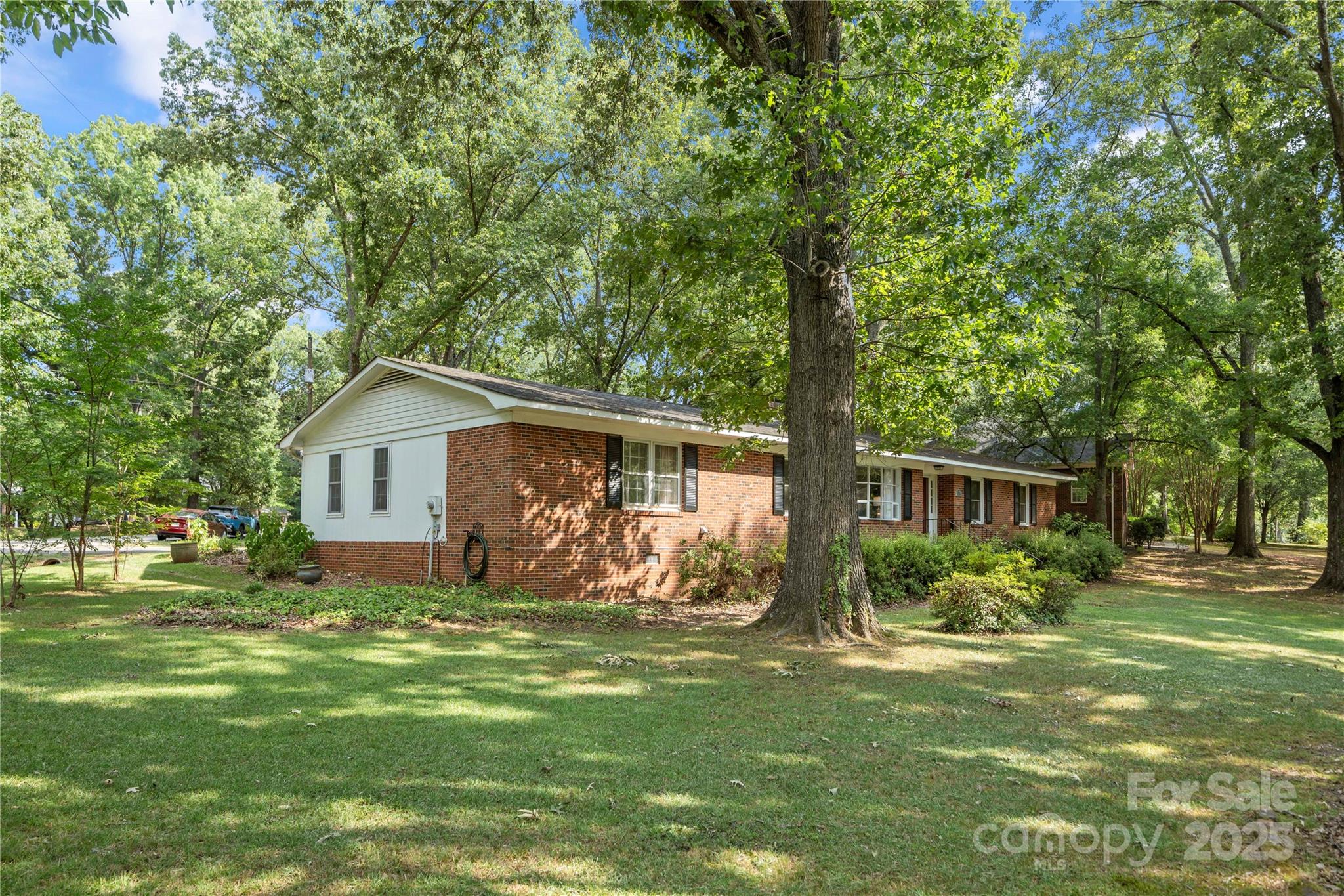 Forest Hills - Residential