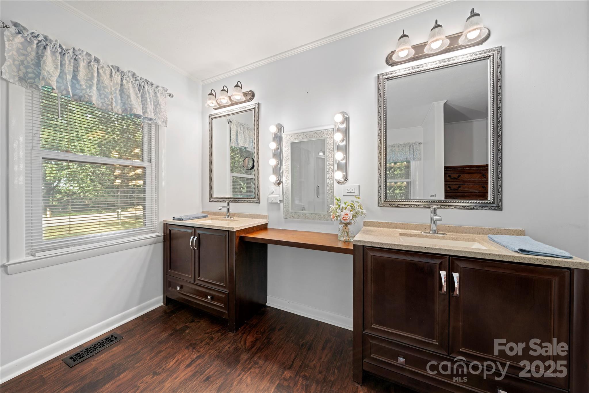 Forest Hills - Residential