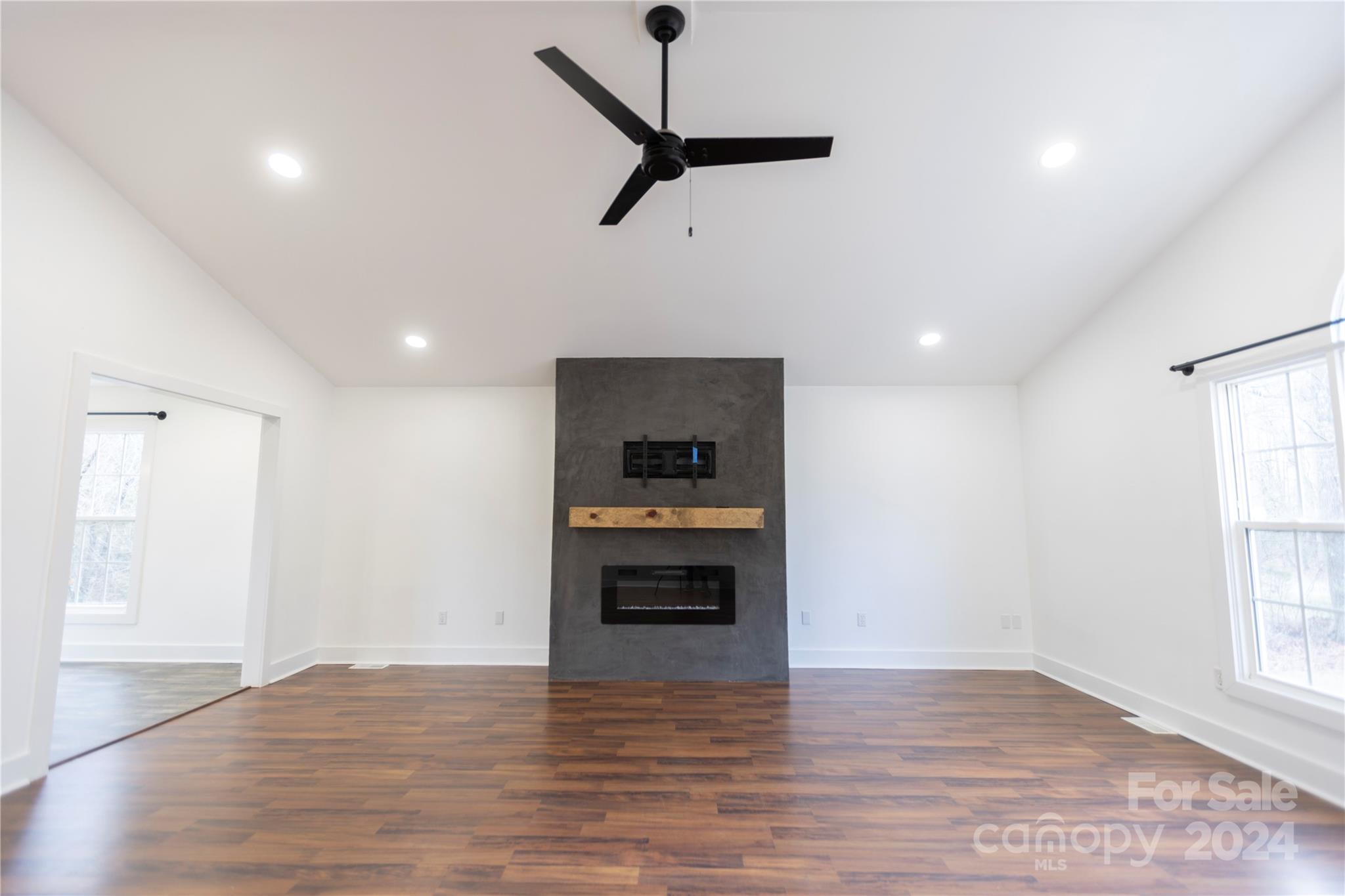 Fox Ridge - Residential