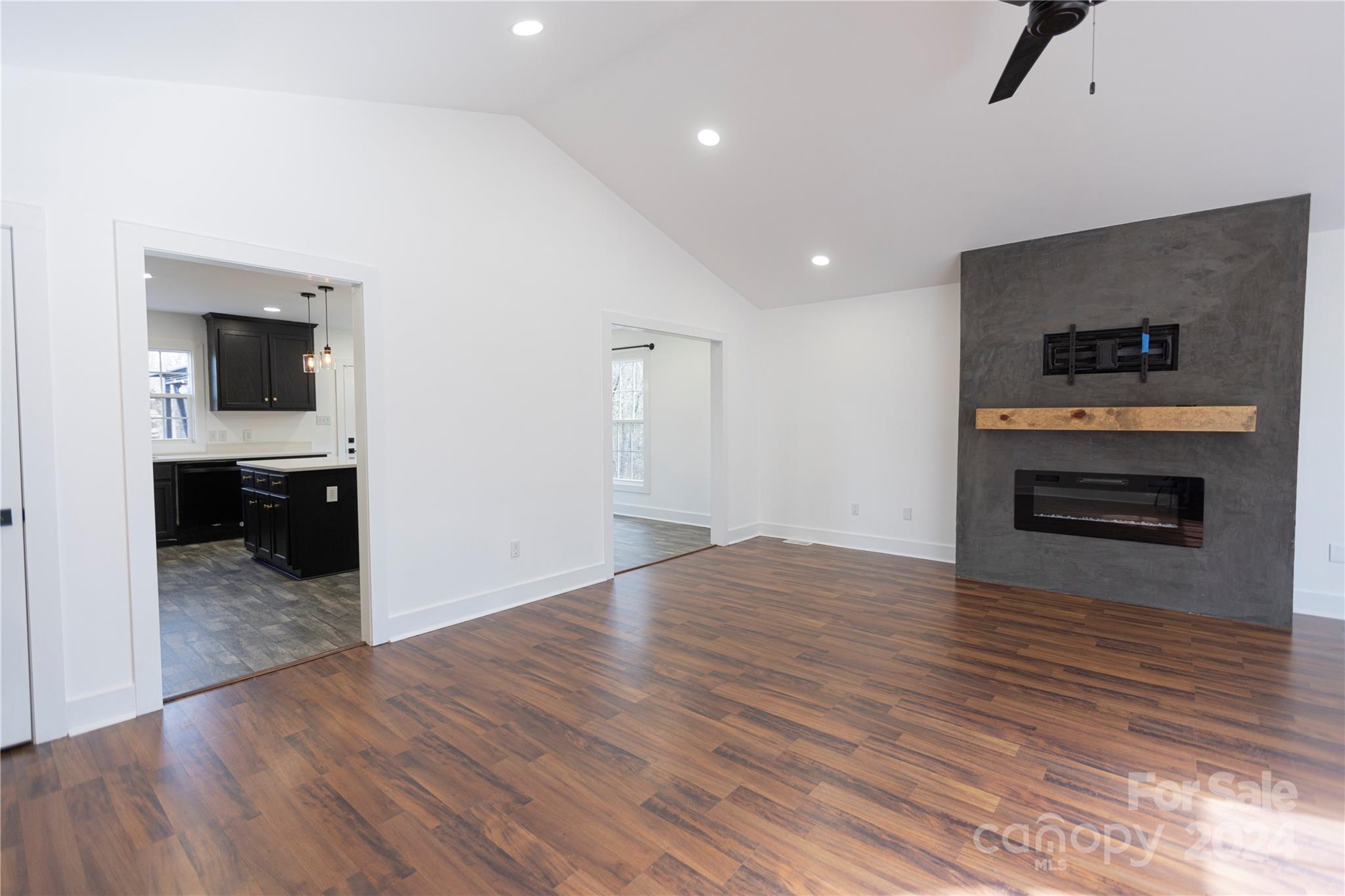 Fox Ridge - Residential