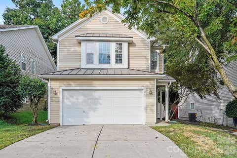 Photo of 13634 Riding Hill Avenue, Charlotte, NC 28213 (MLS # 4413541)