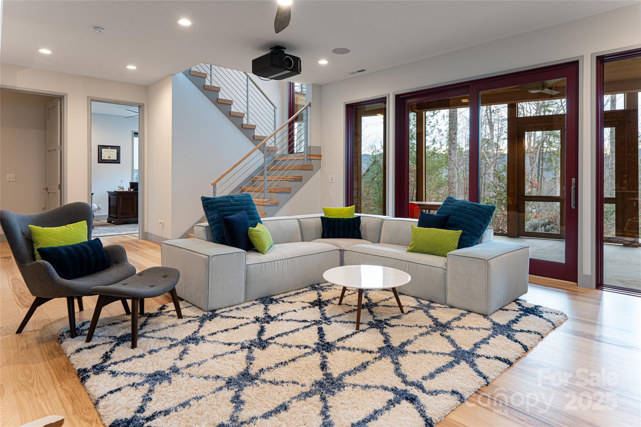 Sovereign Oaks - Residential