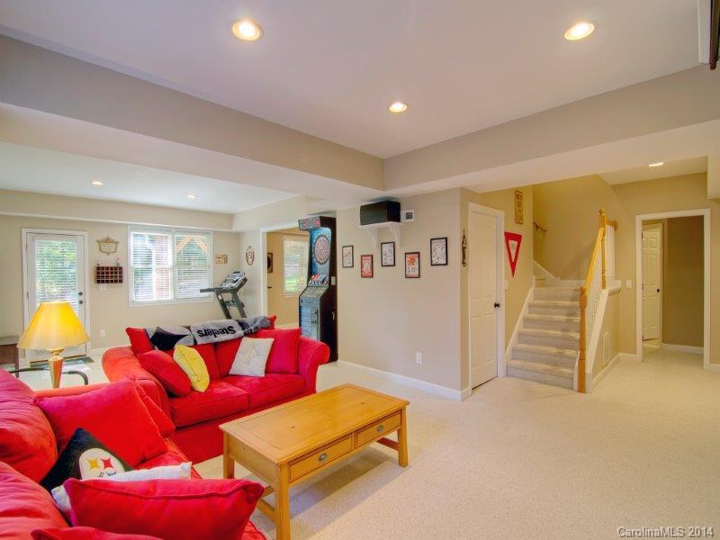 The Hamptons - Residential