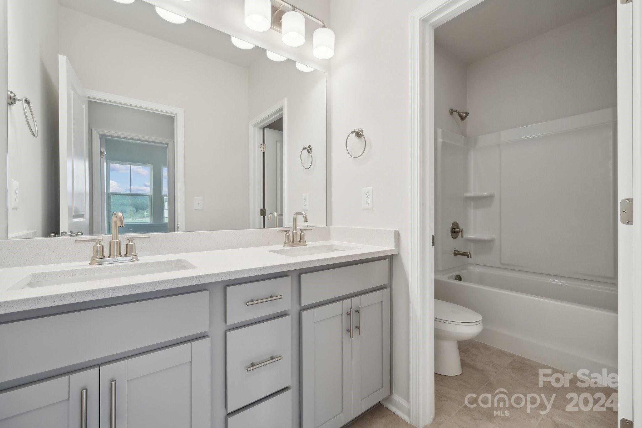 The Ridge at Sugar Creek - Residential