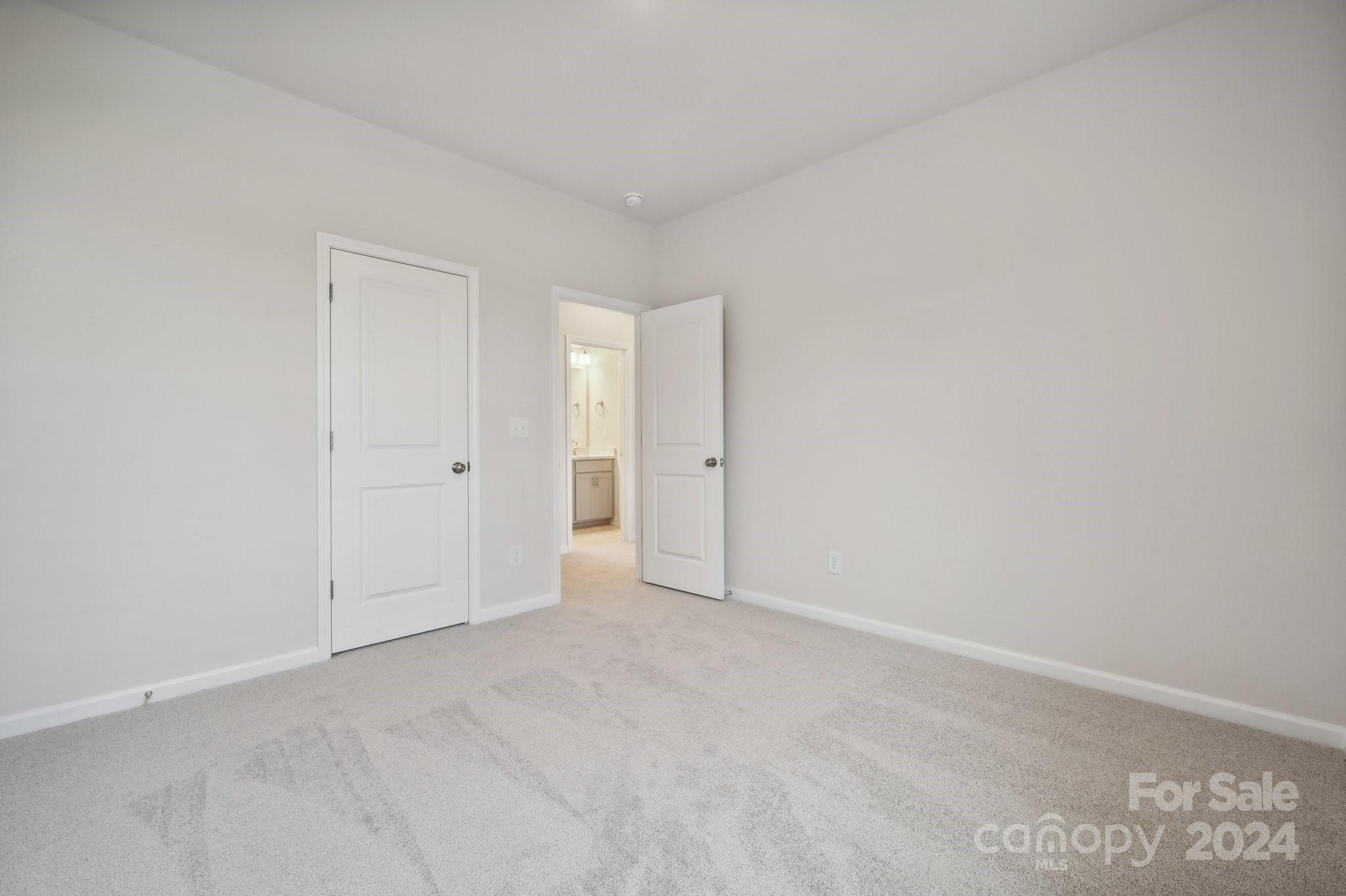 The Ridge at Sugar Creek - Residential