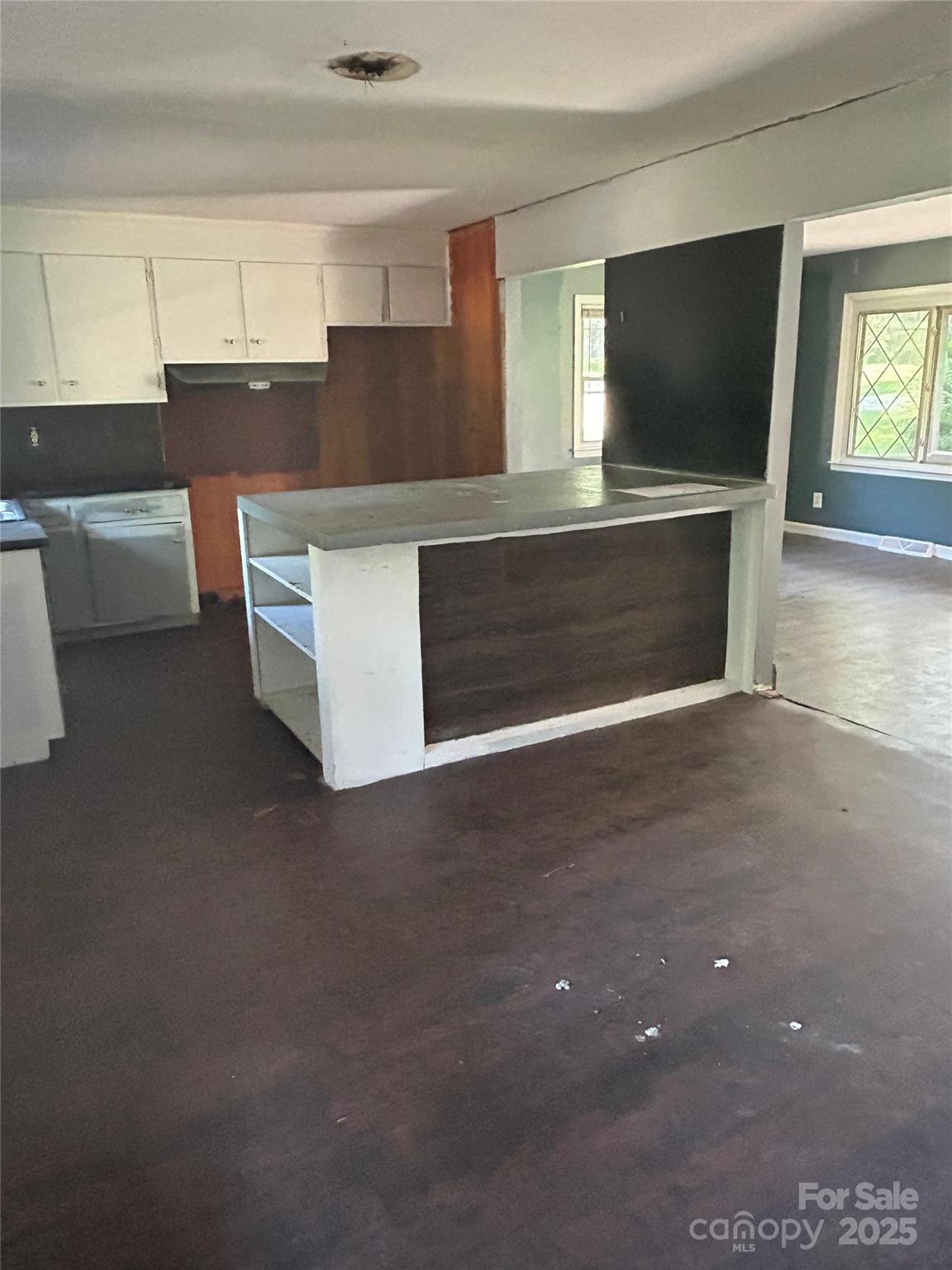 4814 Hidden Valley Road