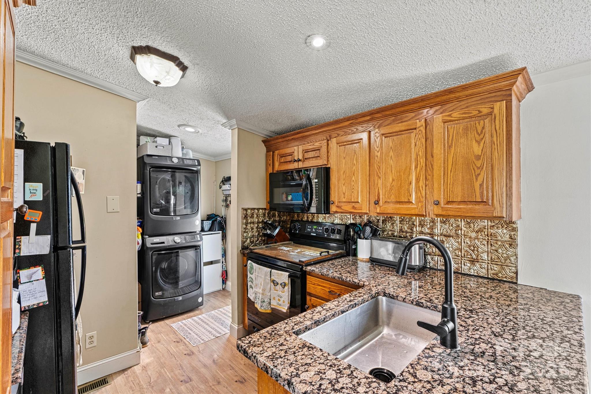 Dutchman Creek Estates - Residential