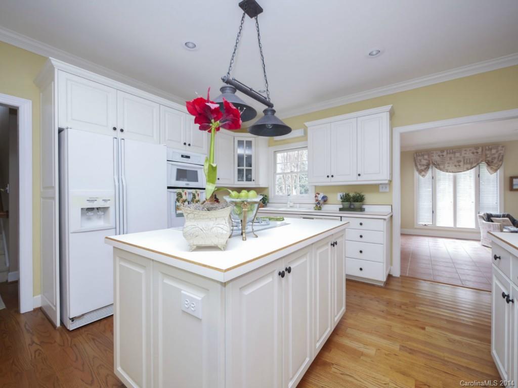 Country Club Estates - Residential