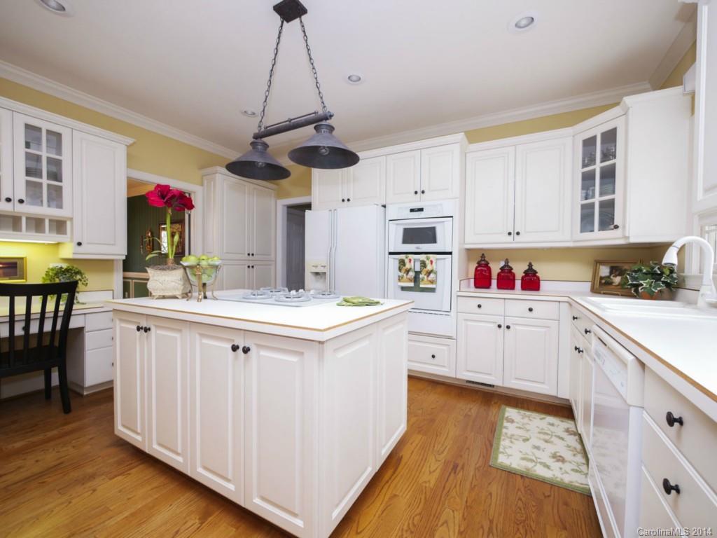 Country Club Estates - Residential