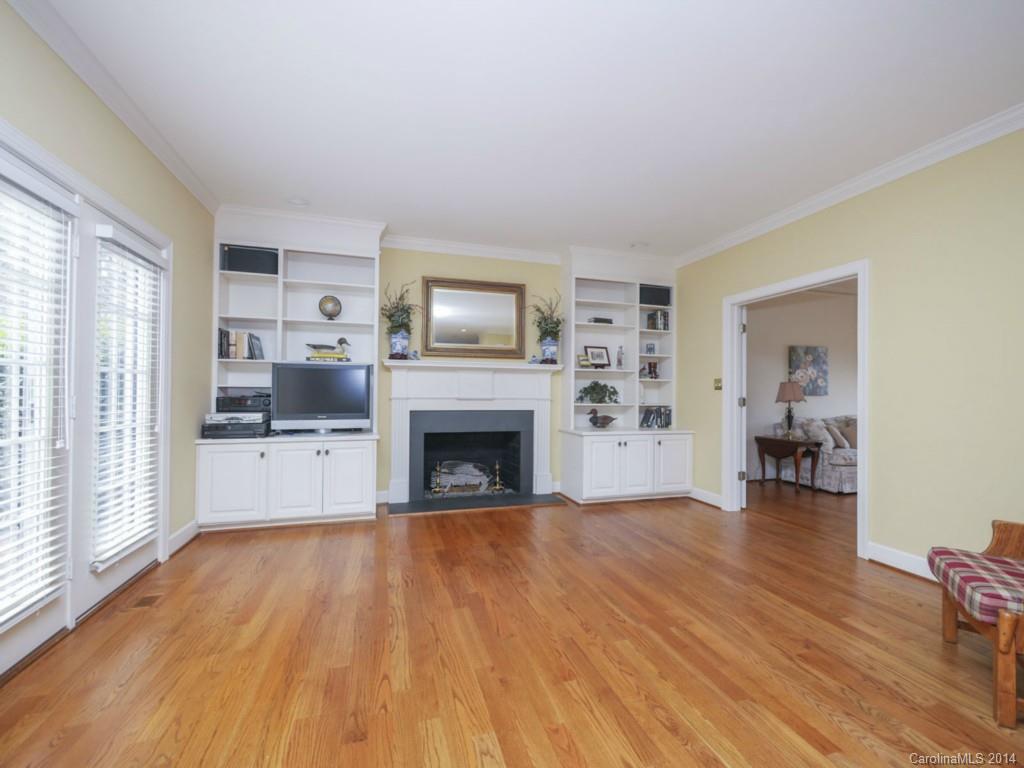 Country Club Estates - Residential