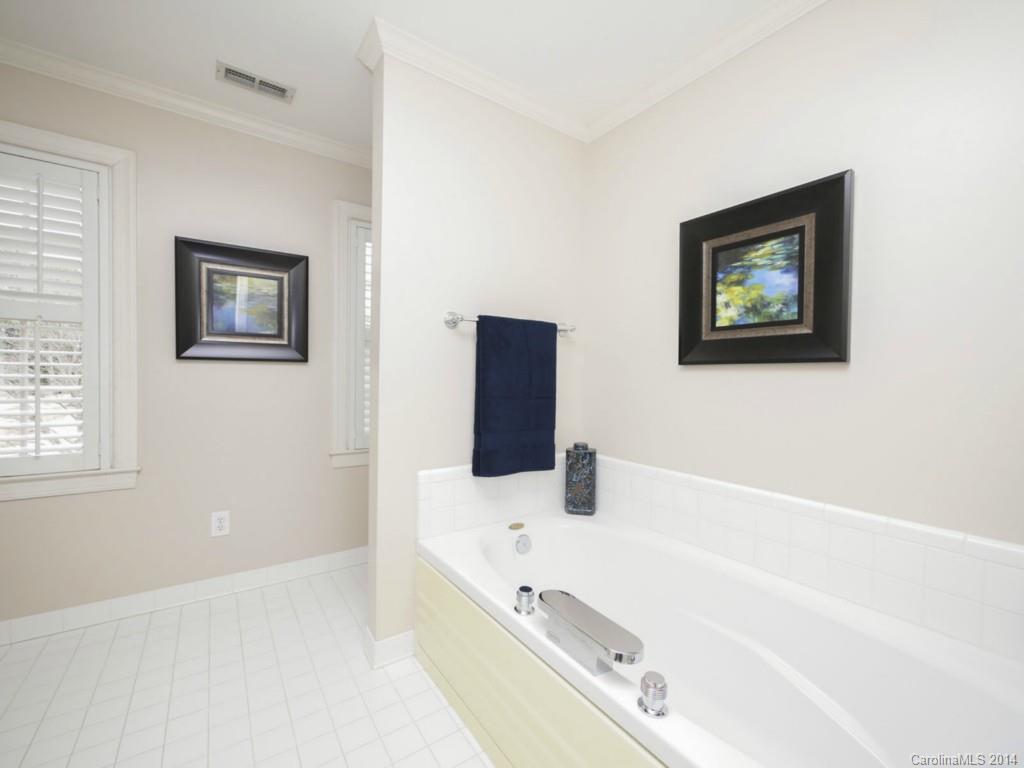 Country Club Estates - Residential