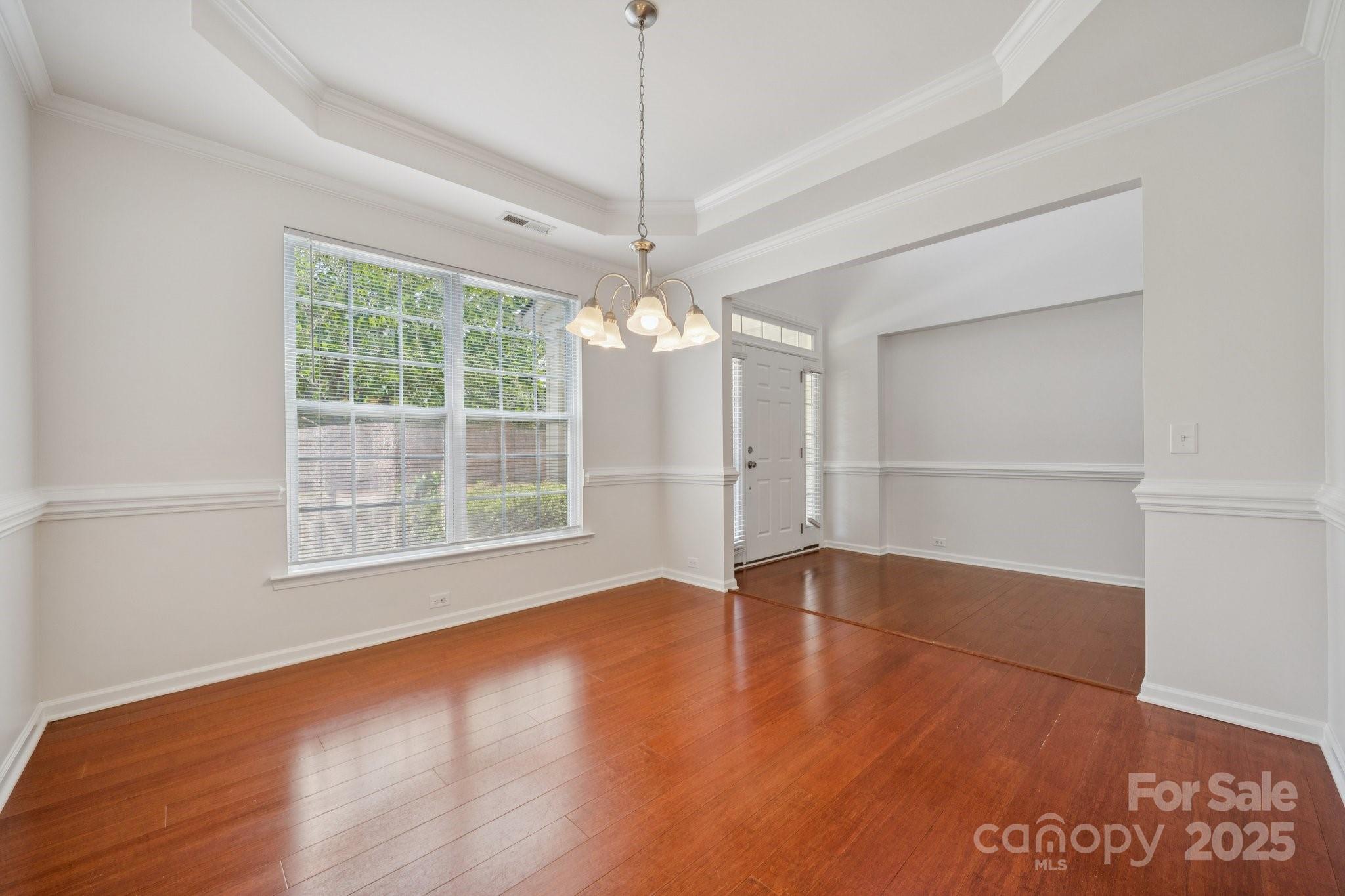 10009 Community House Road