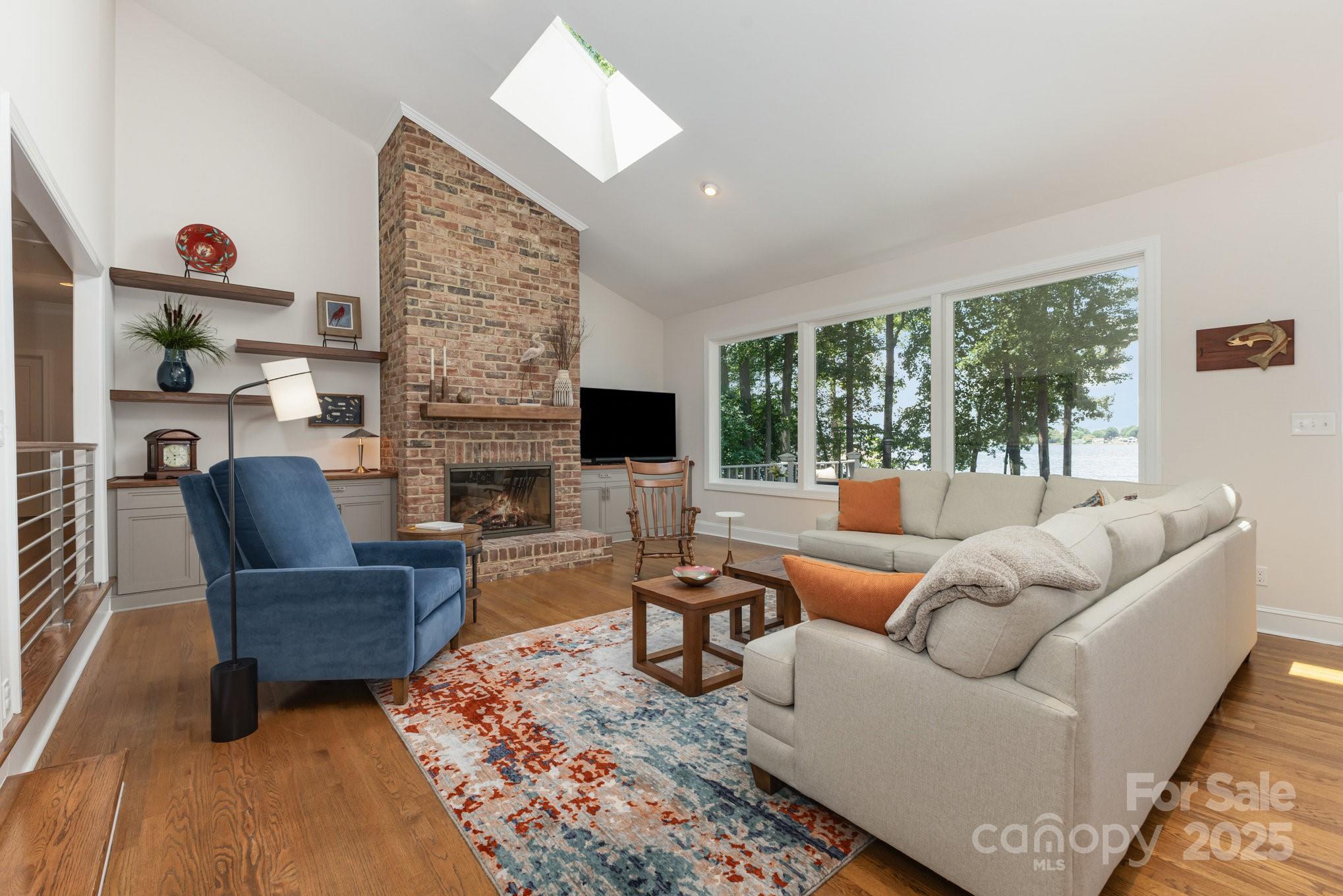 Lookout Point - Residential