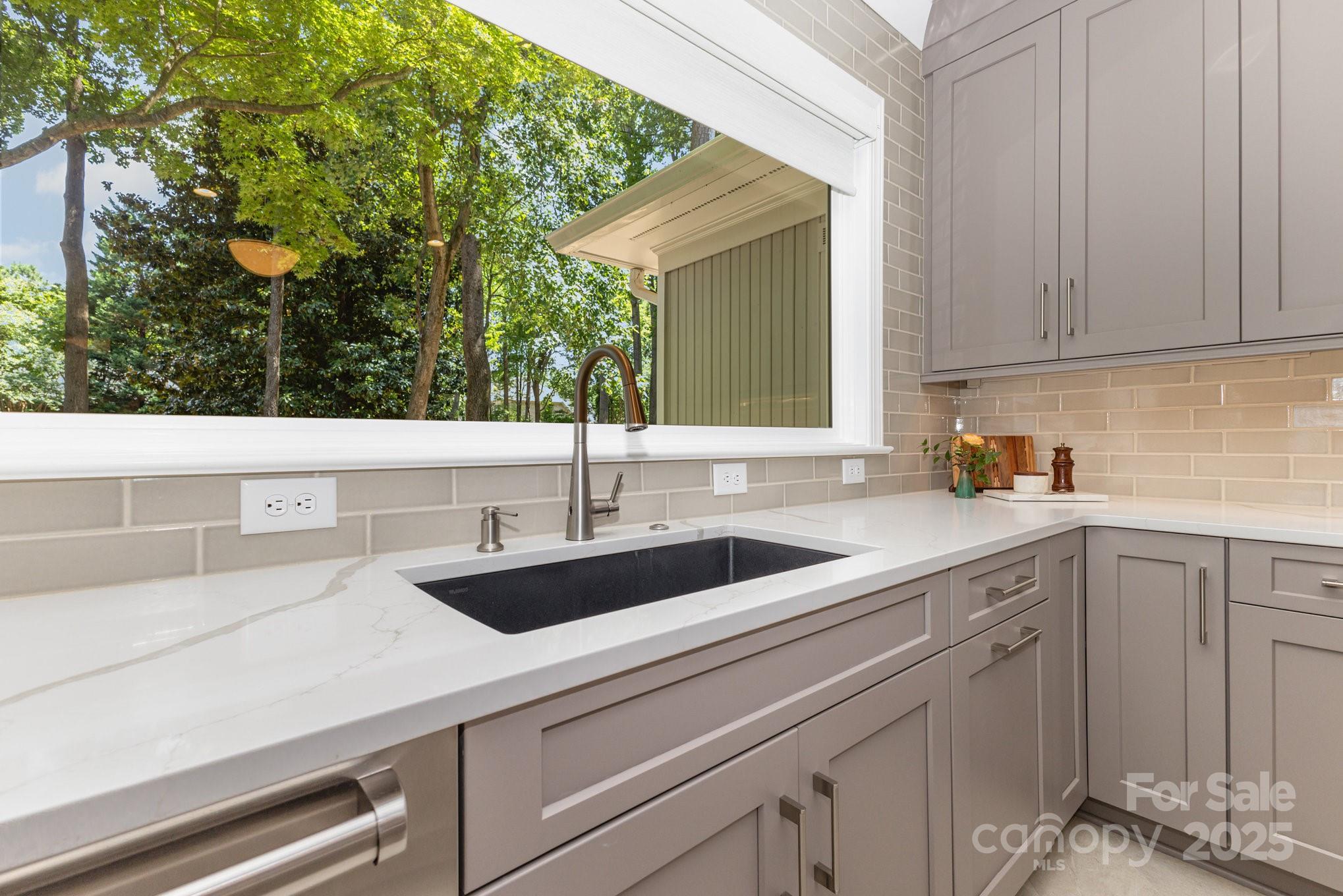 Lookout Point - Residential