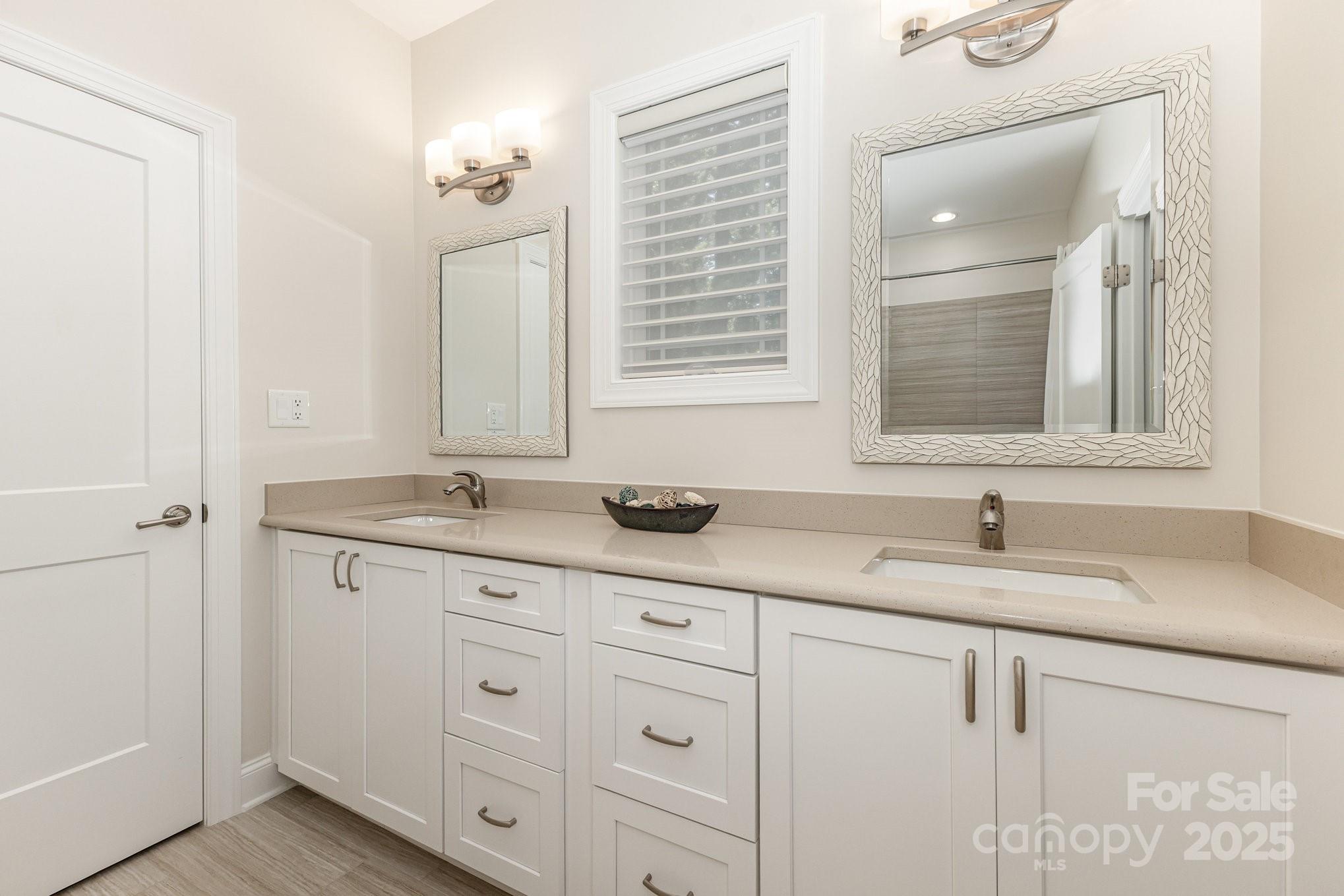 Lookout Point - Residential