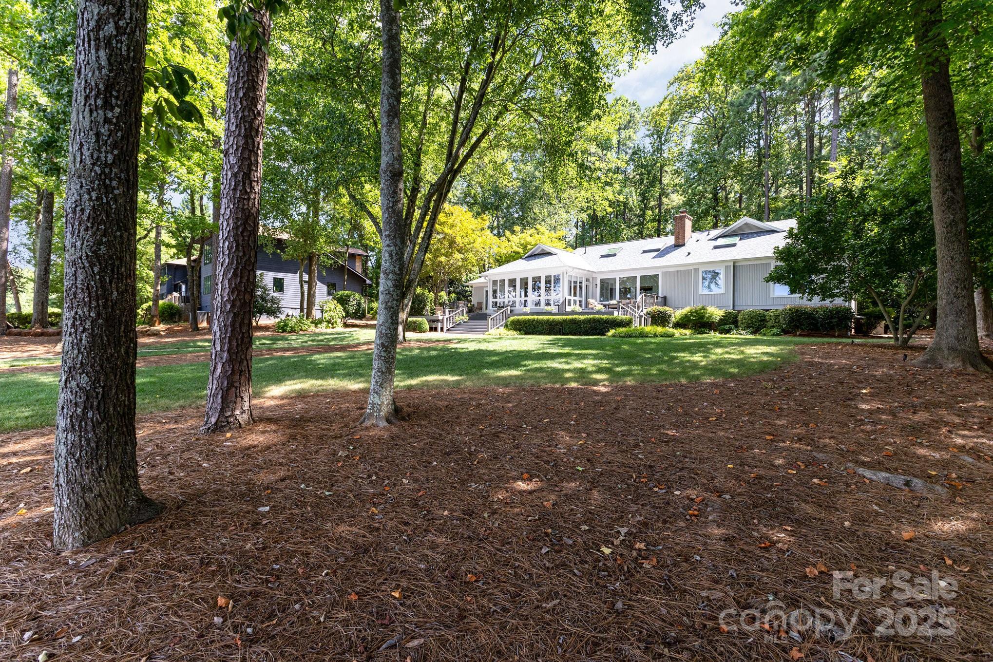 Lookout Point - Residential
